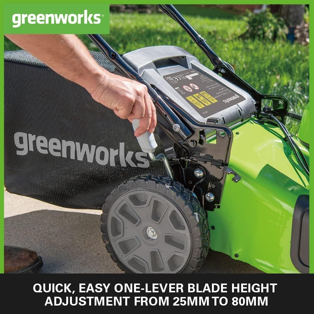 Greenworks 48V (2x24V) Selbstfahrender Akku Rasenmher f��r groe Flchen bis zu 480m, 46cm Schnittbreite, 55L Sack PLUS zwei 4Ah-Akkus und Doppelladegert GD24X2LM46SPK4X