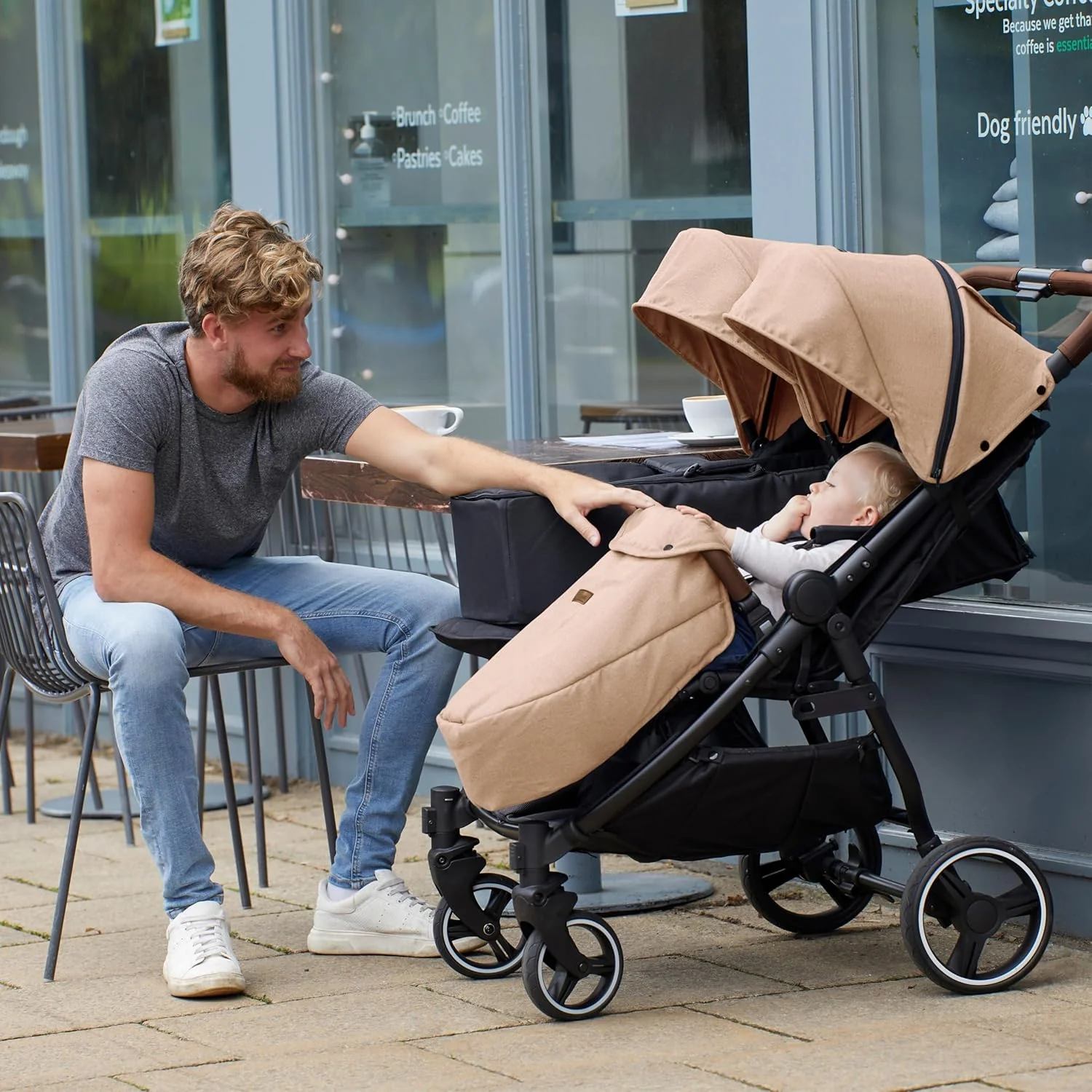 Venus Max Duo Buggy - geschikt vanaf de geboorte tot 15 kg (ongeveer 3 jaar), compacte, lichte, opvouwbare tweelingbuggy, inclusief regenhoes en voetenzak (Biscuit)