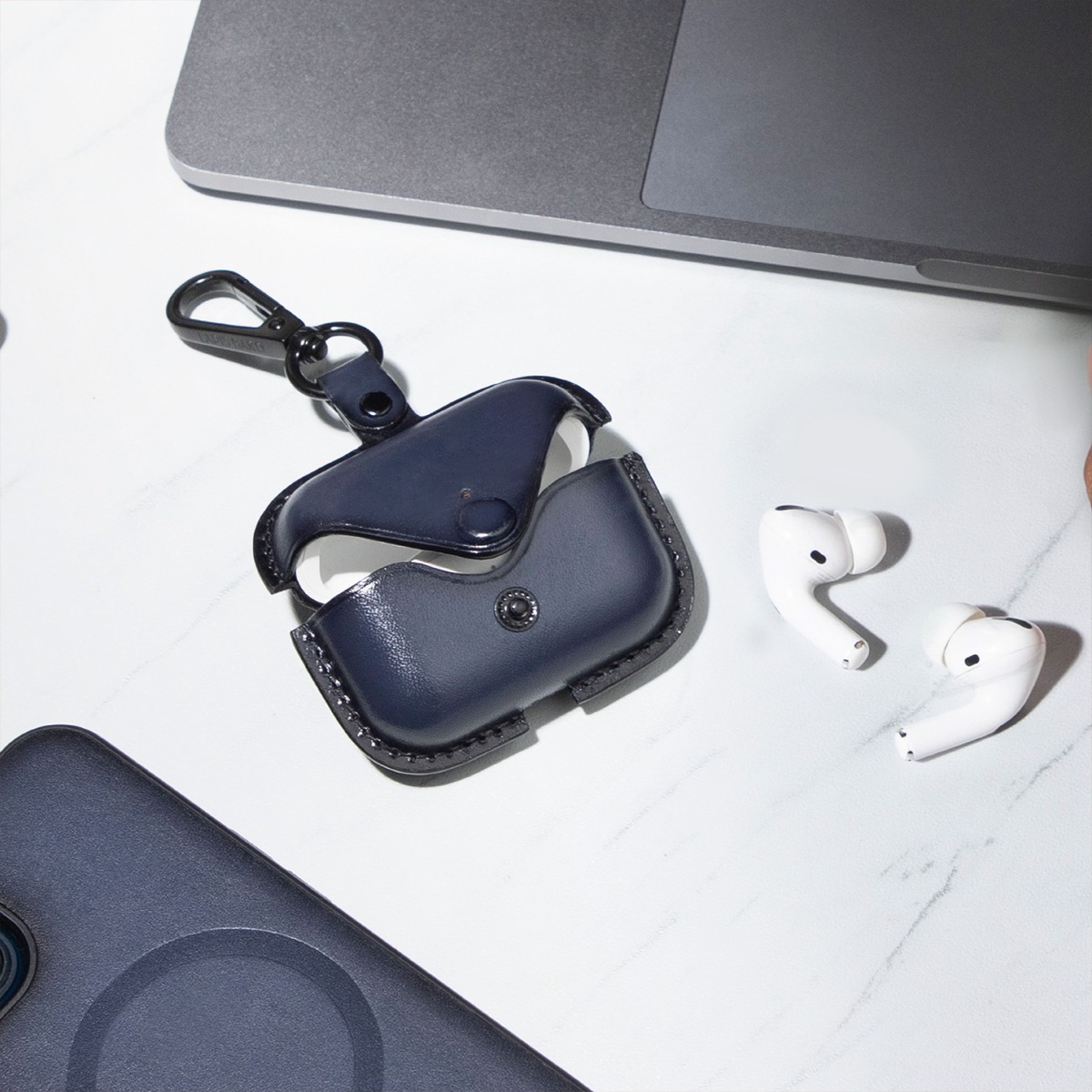 Lapis Bard Ducorium Leather AirPod Pro Case - Navy Blue