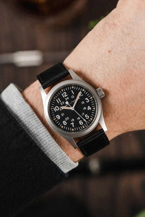 Hirsch OSIRIS Quick-Release Calf Leather Watch Strap in BLACK