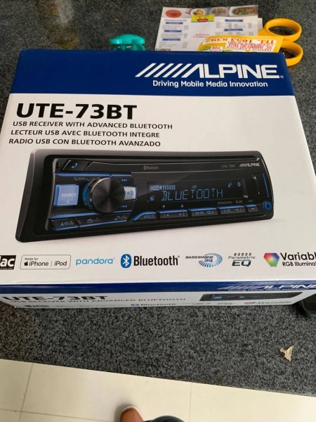 Alpine UTE-73BT Advanced Bluetooth Digital Media Receiver