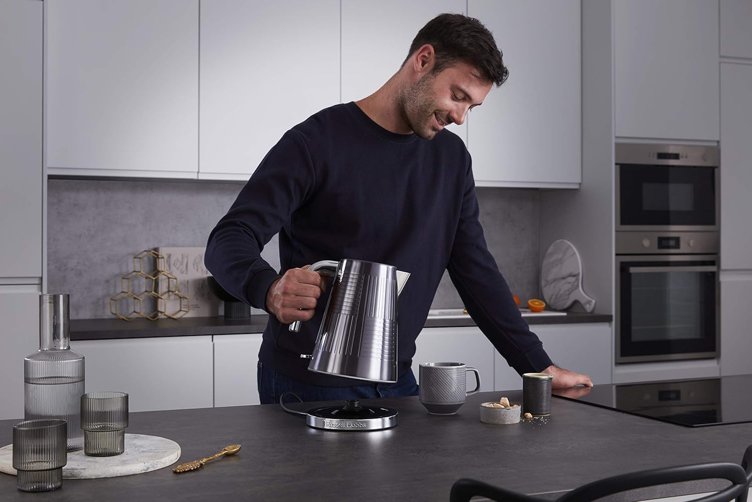 Russell Hobbs GeoSteel Frühstückset Toaster, Wasserkocher und Kaffeemaschine