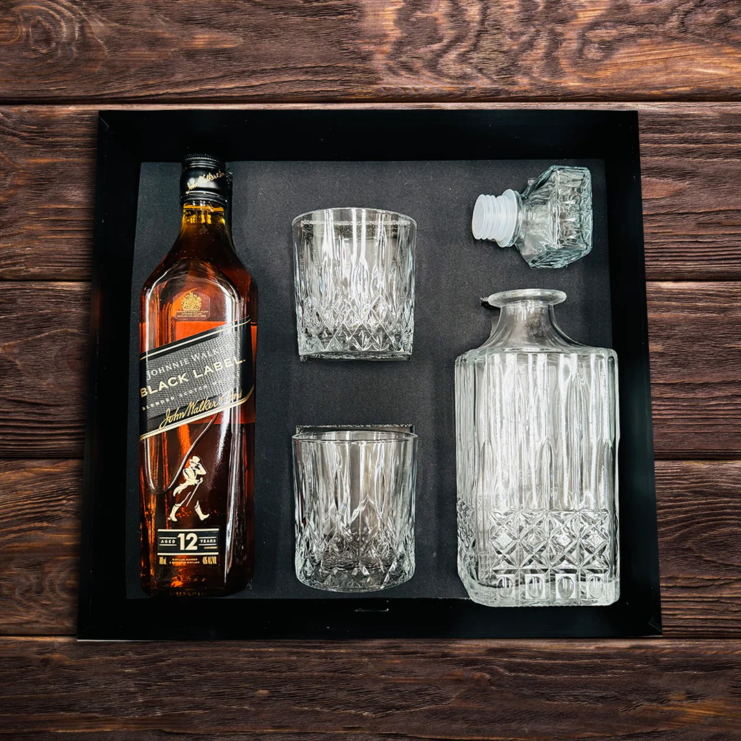 Johnnie Walker Decanter Hamper For Him