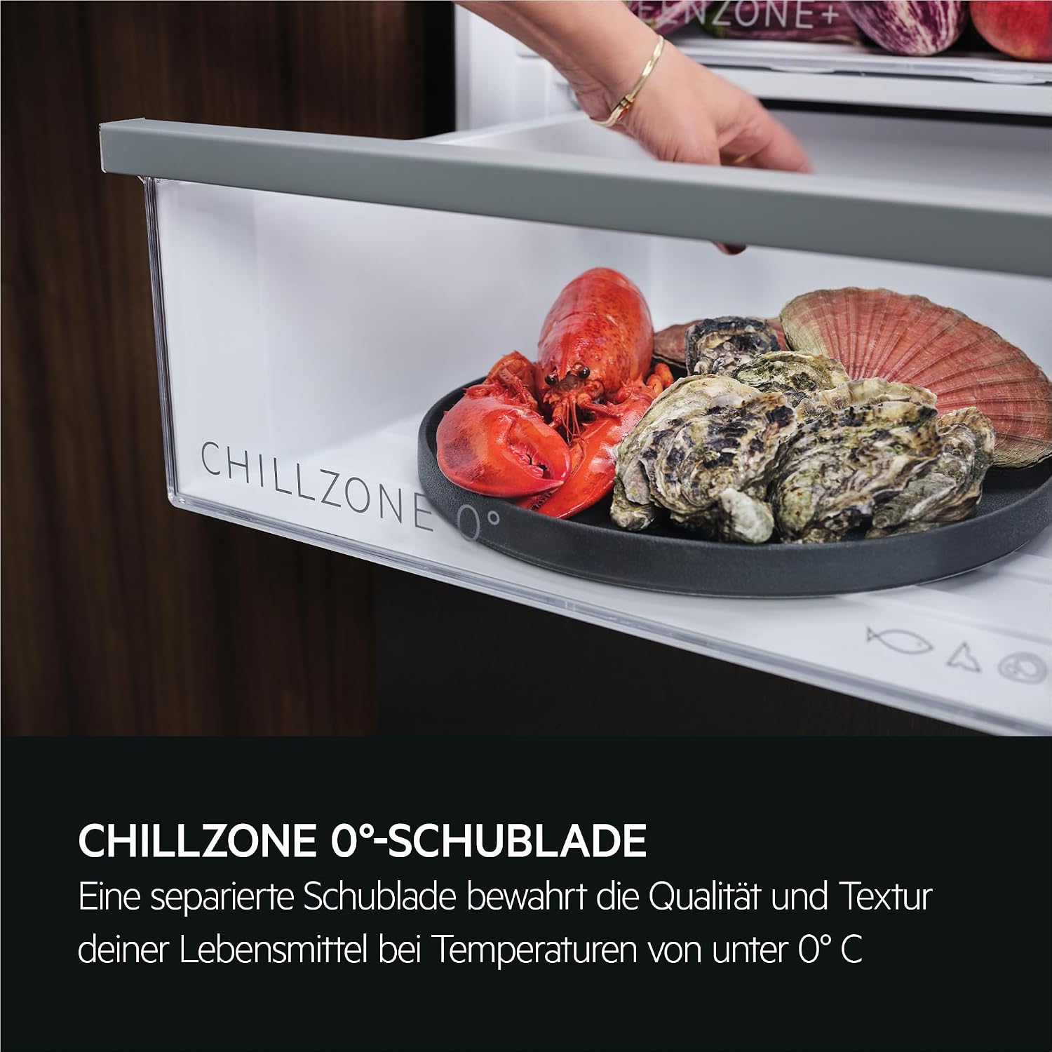 AEG Einbau‑Kühl‑Gefrierkombination 178cm, flüsterleise 27 dB, Serie 7000 NoFrost KI CoolAssist- automatische Frische ohne Abtauen, EEK A, Kühlen 182 L, Gefrieren 63 L, Zone 0°, Festtür, TC7CS181AF