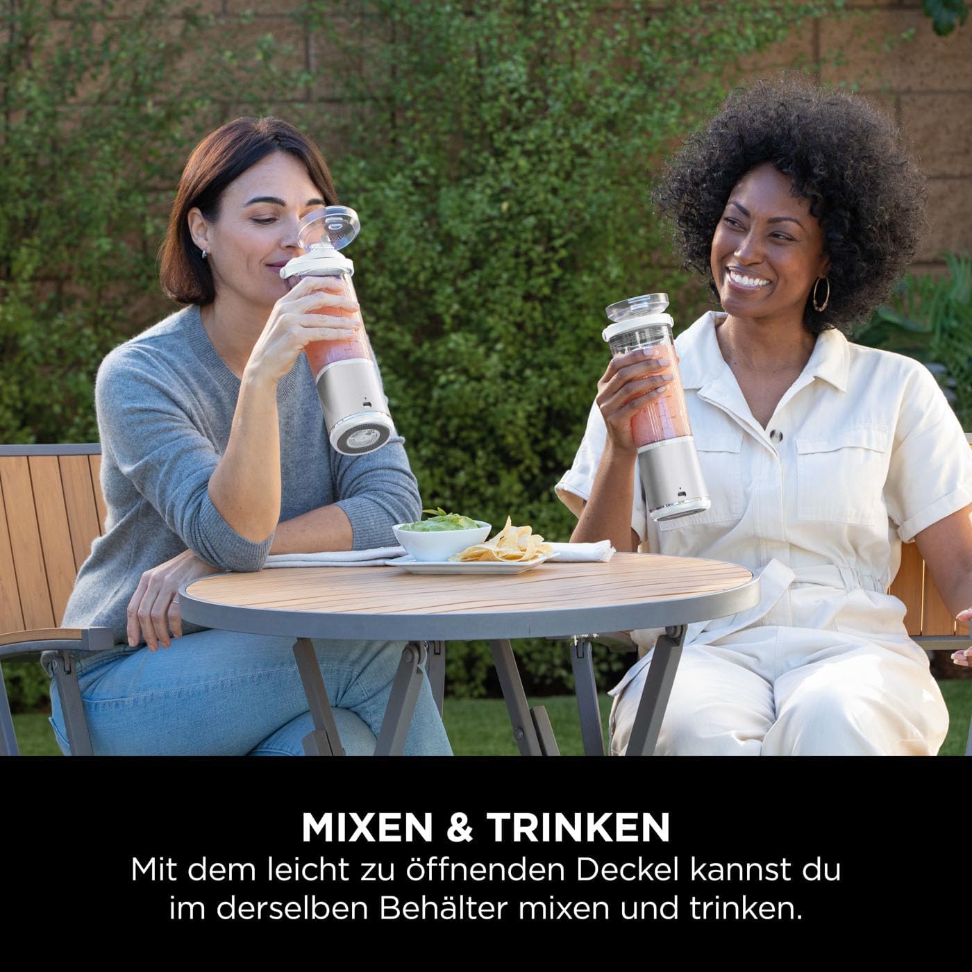 Ninja Blast Tragbarer Mixer / Blender / Smoothie Maker, 530ml Becher, Auslaufsicherer Deckel, Leistungsstarker Mini Standmixer, Kabellos & Wiederaufladbar, Zerkleinert Eis & Obst, Schwarz, BC151EUBK