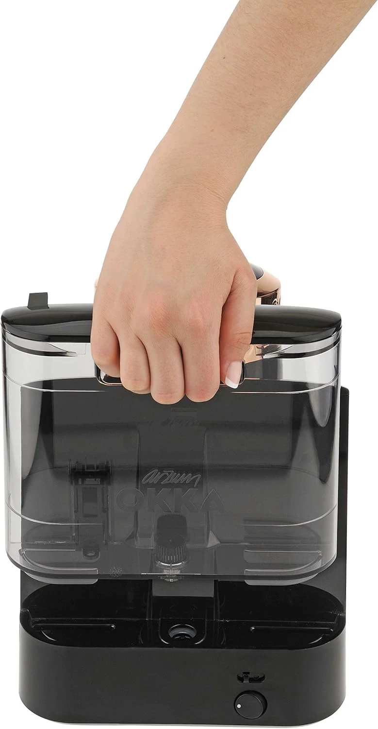 Arzum Okka Turkse koffiemachine, volautomatisch, 3 kopmaten, zelfreinigingsfunctie, watertank van 950 ml, overloopbeveiligingssensor, compact ontwerp, zwart-goud