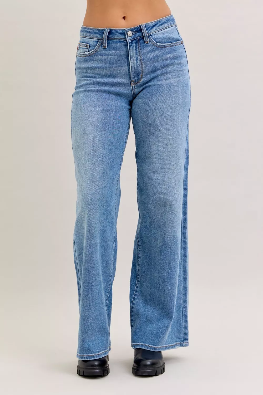 Judy Blue Mid Rise Retro Wide Leg Jeans