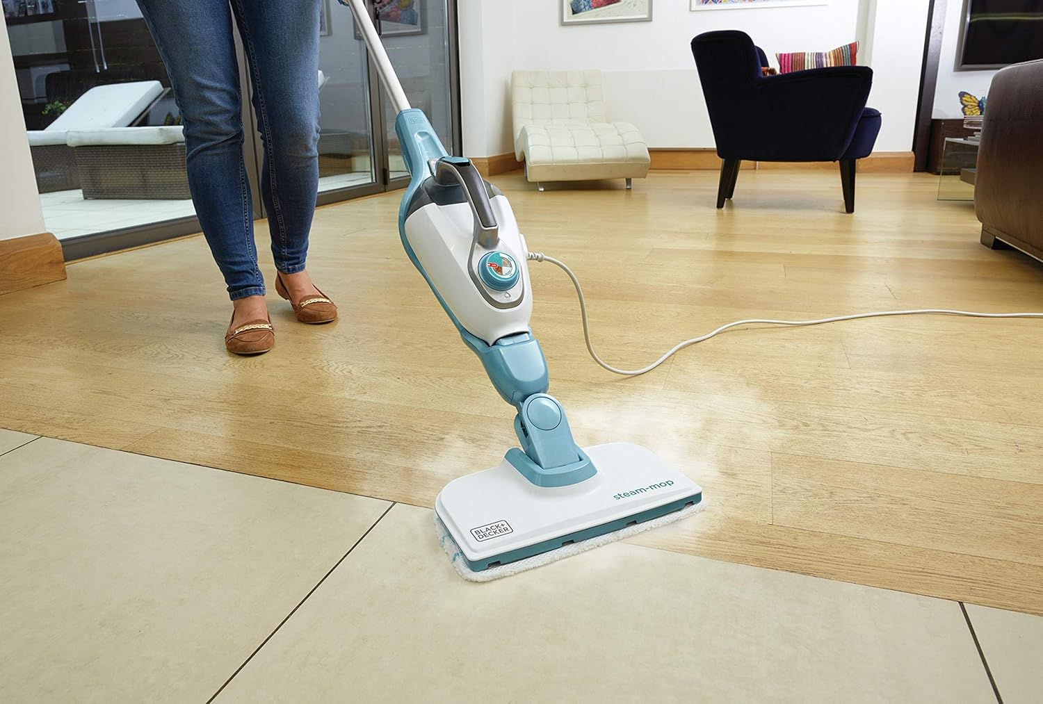 Black+Decker 15-in-1 Dampfbesen Steam-mop (mit Steamitt Dampfhandschuh zur Oberflchenreinigung, AutoSelect für richtige Menge Dampf, 180° drehbarer Reinigungsfu, inkl. 15-tlg Zubehr)