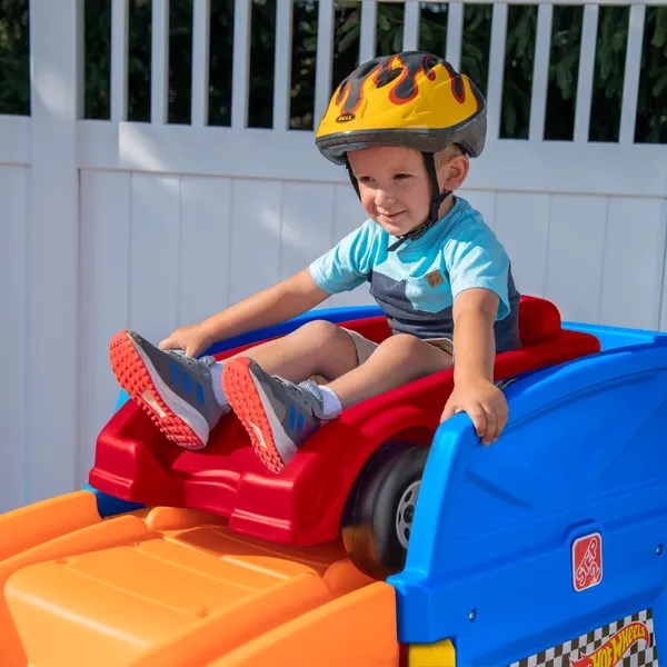 Step2 Hot Wheels Extreme Thrill Roller Coaster