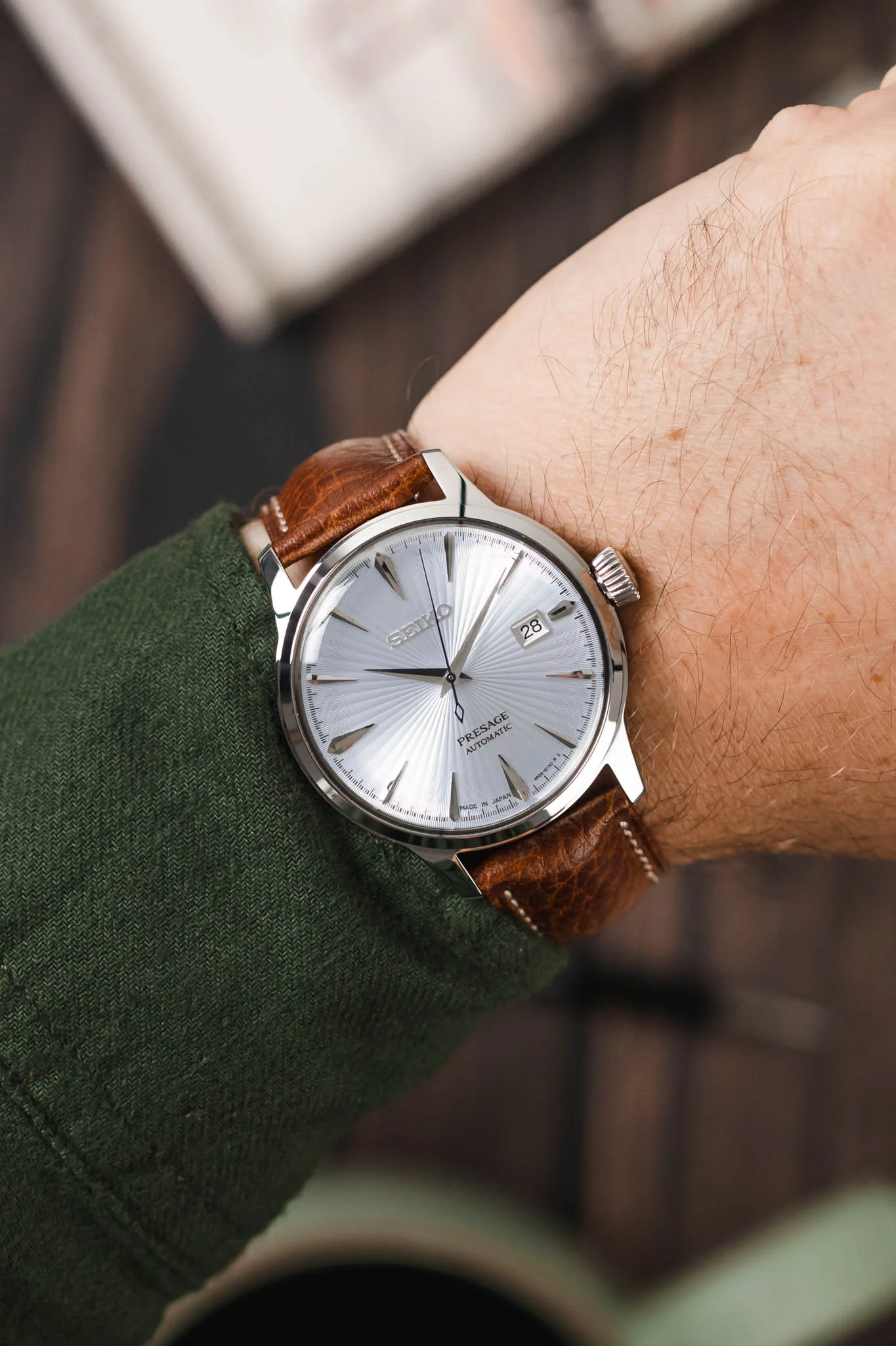 Hirsch BOSTON Quick-Release Buffalo Calfskin Leather Watch Strap in GOLD BROWN