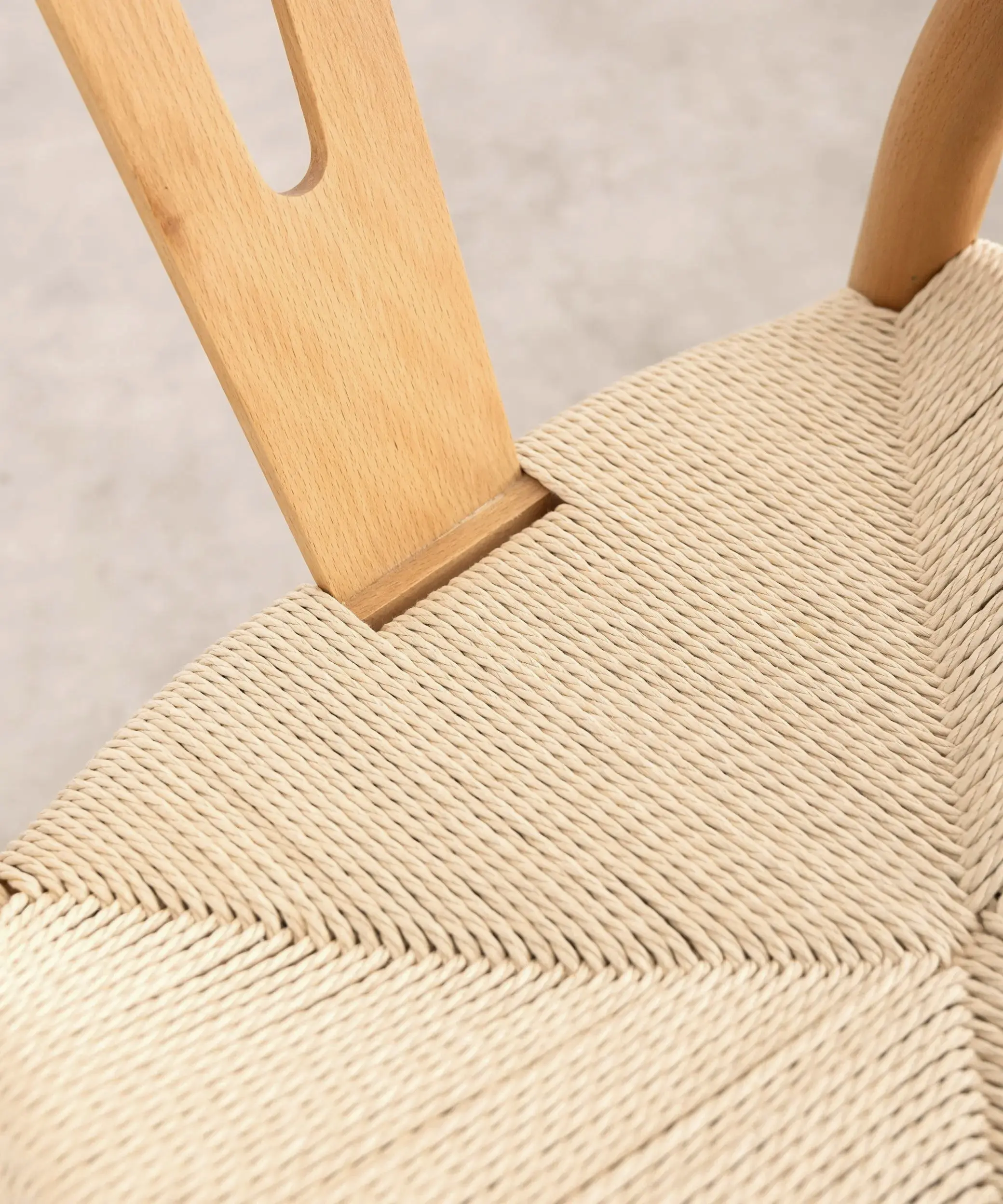 Silla de Madera y Cuerda Trenzada Uish