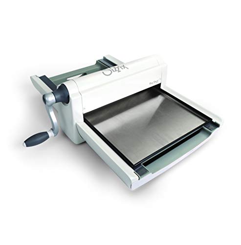 Sizzix Big Shot PRO, Macchina Manuale per Taglio e Rilievo con Accessori Standard e punteruolo, Formato A3 (33 cm), Acciaio Inossidabile, Bianco/Grigio, 31 x 51.5 x 70 cm : Casa e cucina