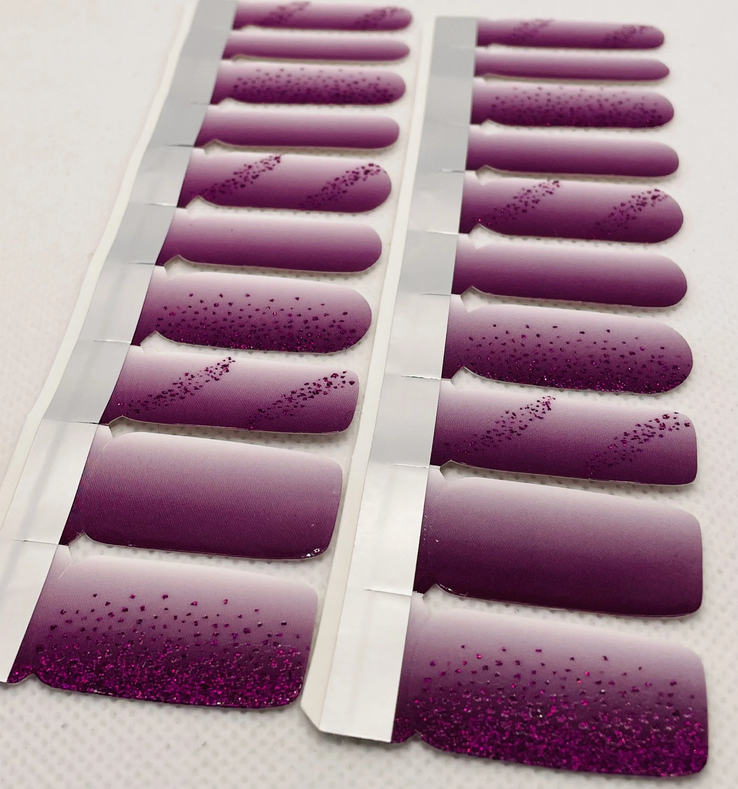 XL Vertical Plum Ombre