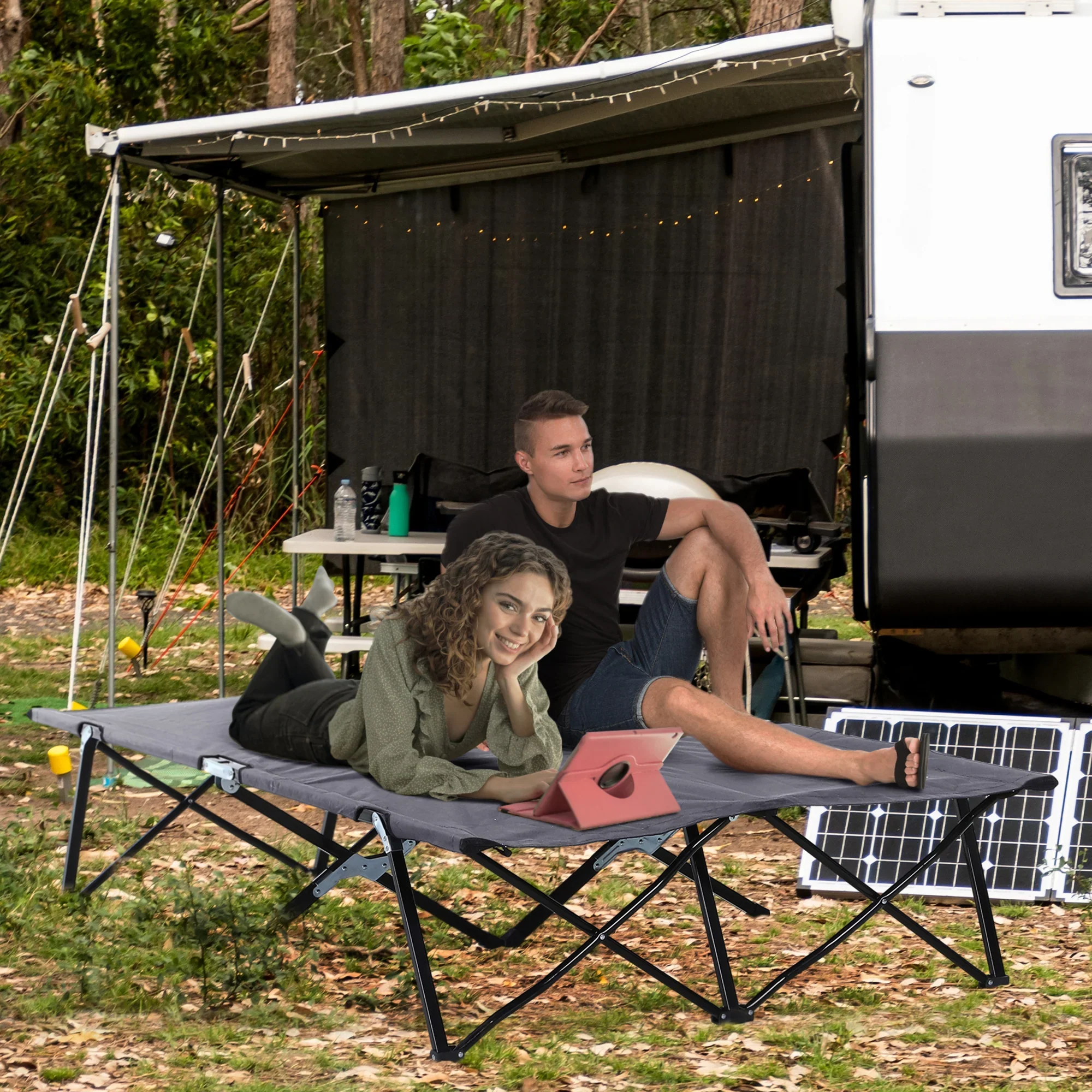 Outsunny Opklapbaar Campingbed voor 2 personen verhoogd opvouwbaar