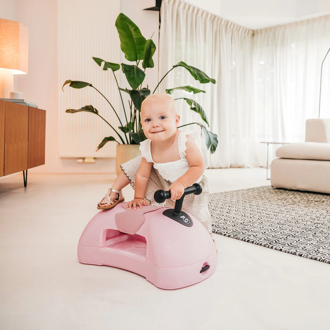 2025 Scoot and Ride My First 3-in-1 Babywalker & Glijder in Roze