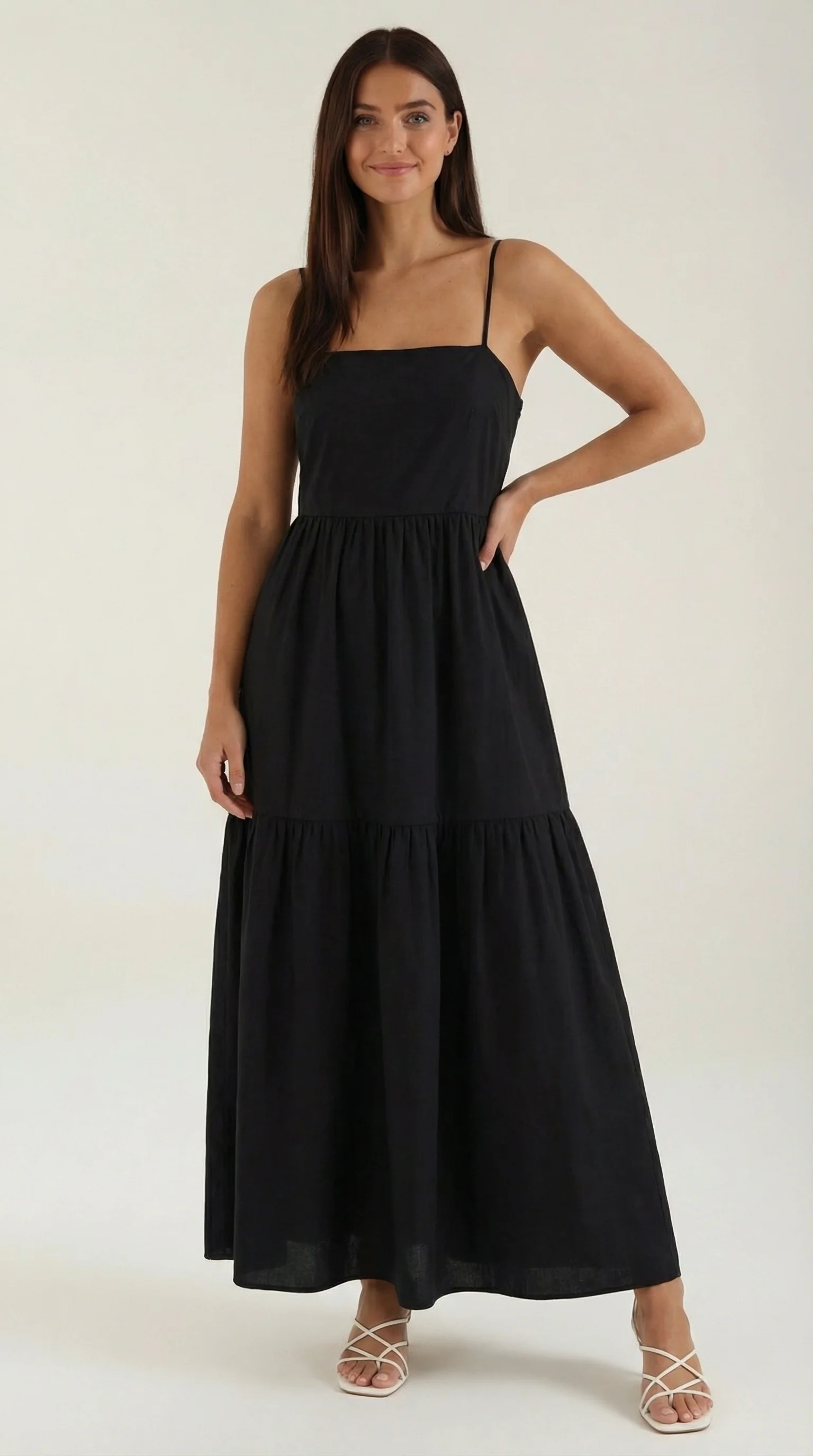 R��ckenfreies Maxikleid
