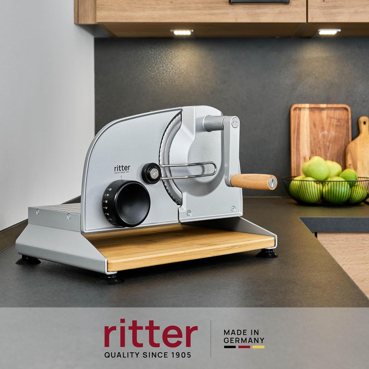 ritter Allesschneider amano 5, manueller Allesschneider mit leichtgängiger Handkurbel, made in Germany, silbermetallic