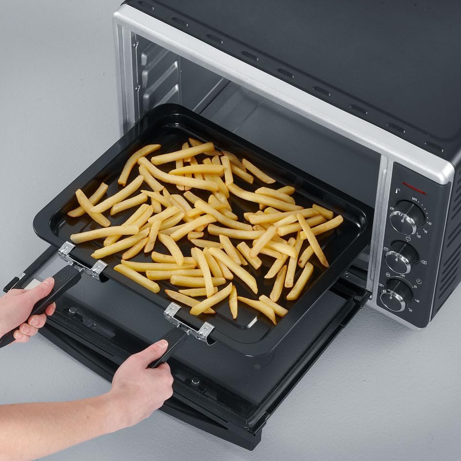 SEVERIN Back- und Toastofen mit Umluftfunktion, Mini Backofen mit Grillrost, Backblech, Drehspie und Pizzastein, vielseitiger Heiluftofen mit 42 L Kapazitt, 1.800 W, schwarz, TO 2058