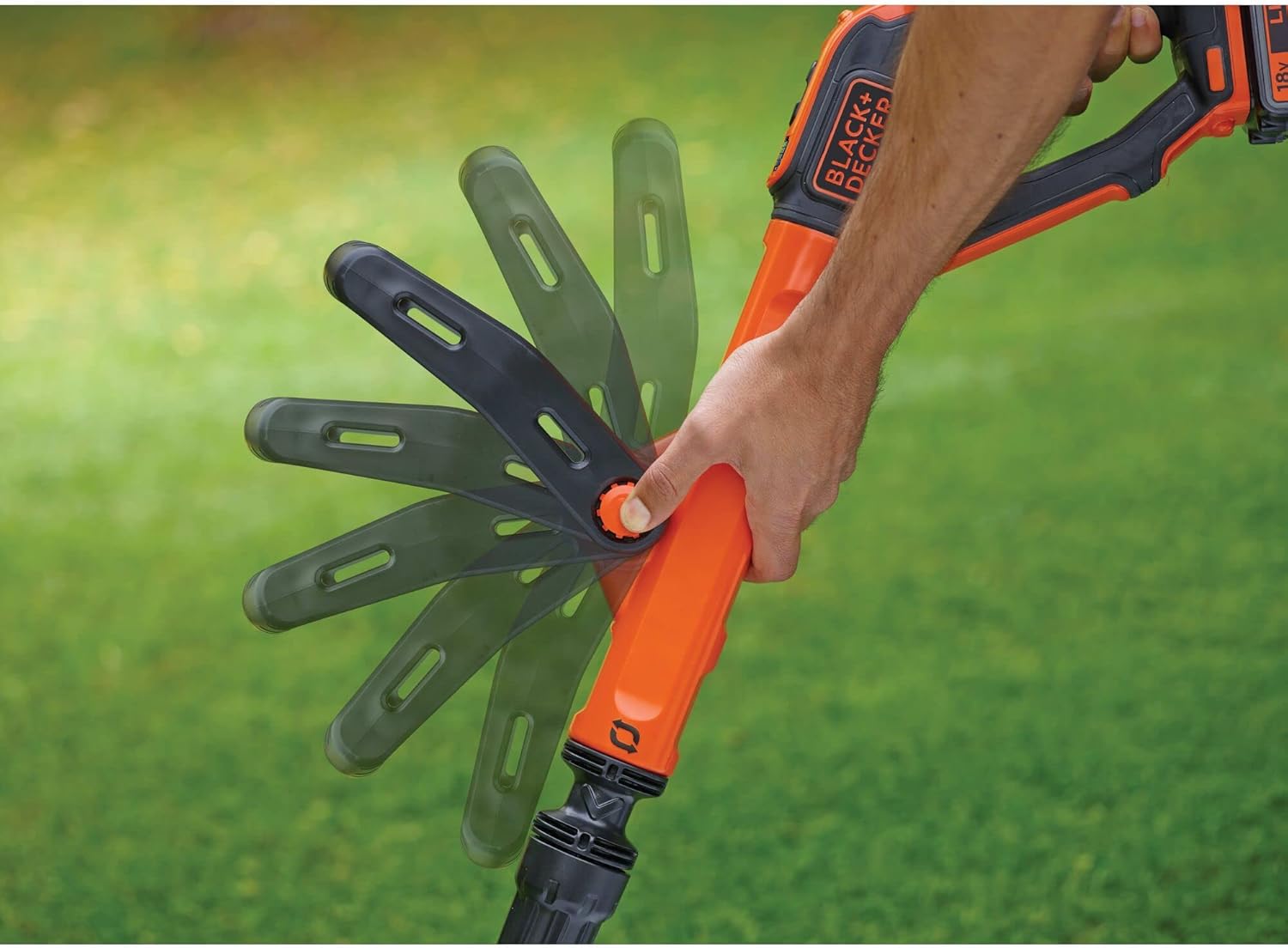 Black+Decker Rasentrimmer mit Akku Rasenkantenschneider Freischneider mit Fadenverlängerung auf Knopfdruck Fadenverlängerung (mit 1x18V 2.0 AH, 28 cm Schnittbreite, Einzelfaden 9 m/1,6 mm) STC1820PC