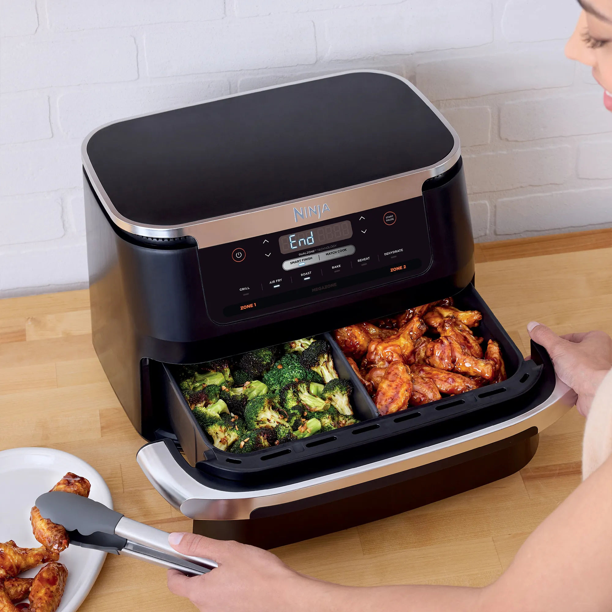 2025 Ninja FlexDrawer heteluchtfriteuse met 6,6 l MegaZone