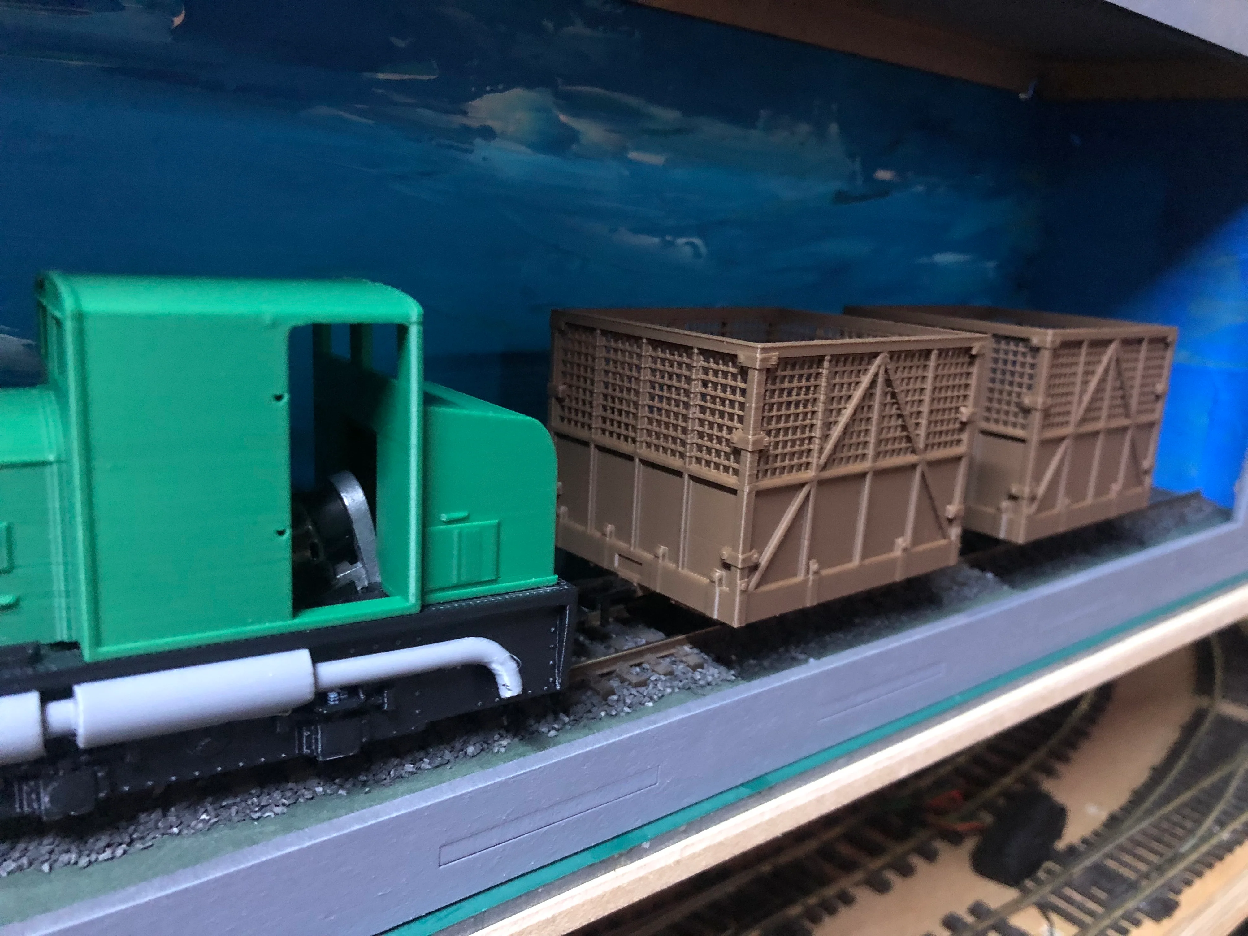 O-16.5 / NG7 4 Ton Sugar Cane Bin Wagon Kit Pre-Coloured, POM Wheels Included - EZ-PZ Range