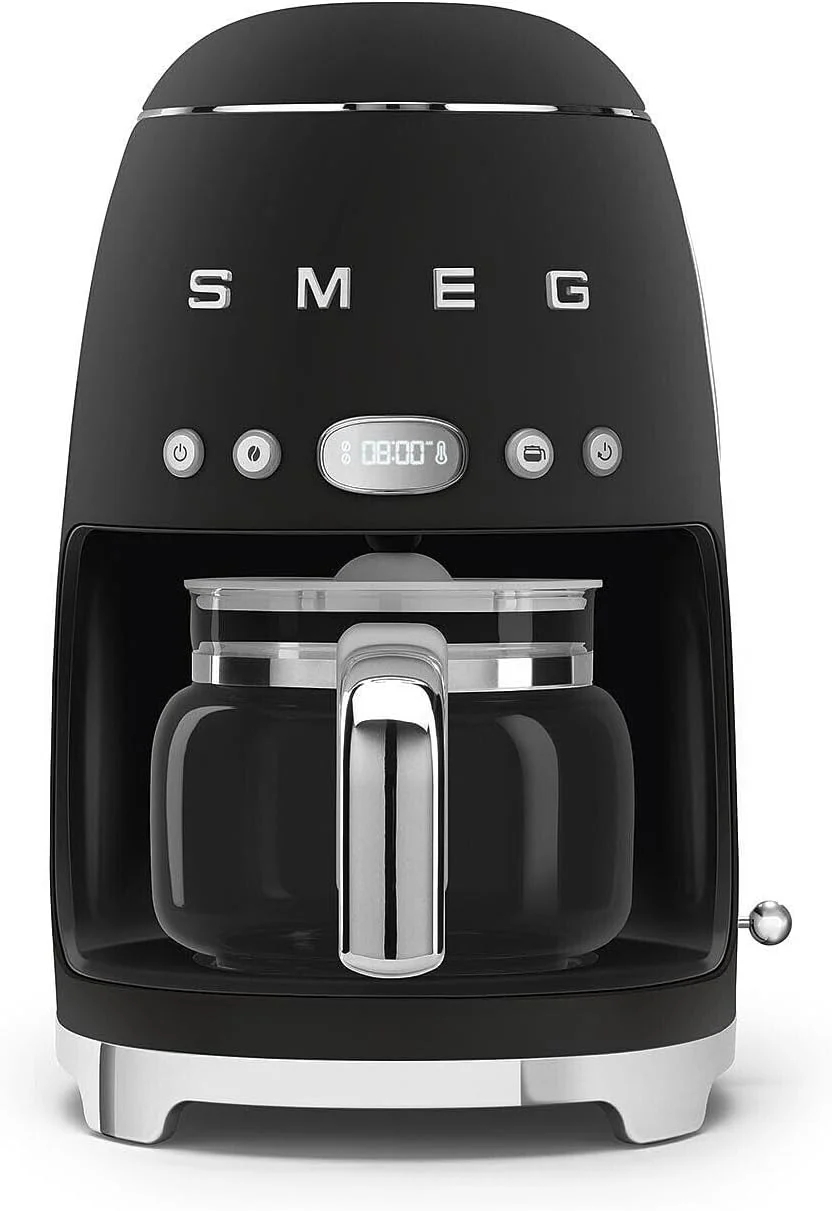 Smeg, DCF02BLMEU, Filter-Kaffeemaschine, Aroma und Autostart-Funktion, Glaskaraffe bis 12 Tassen, 2 Intensit?tsniveaus, Warmhaltefunktion, 1050W, Mattschwarz