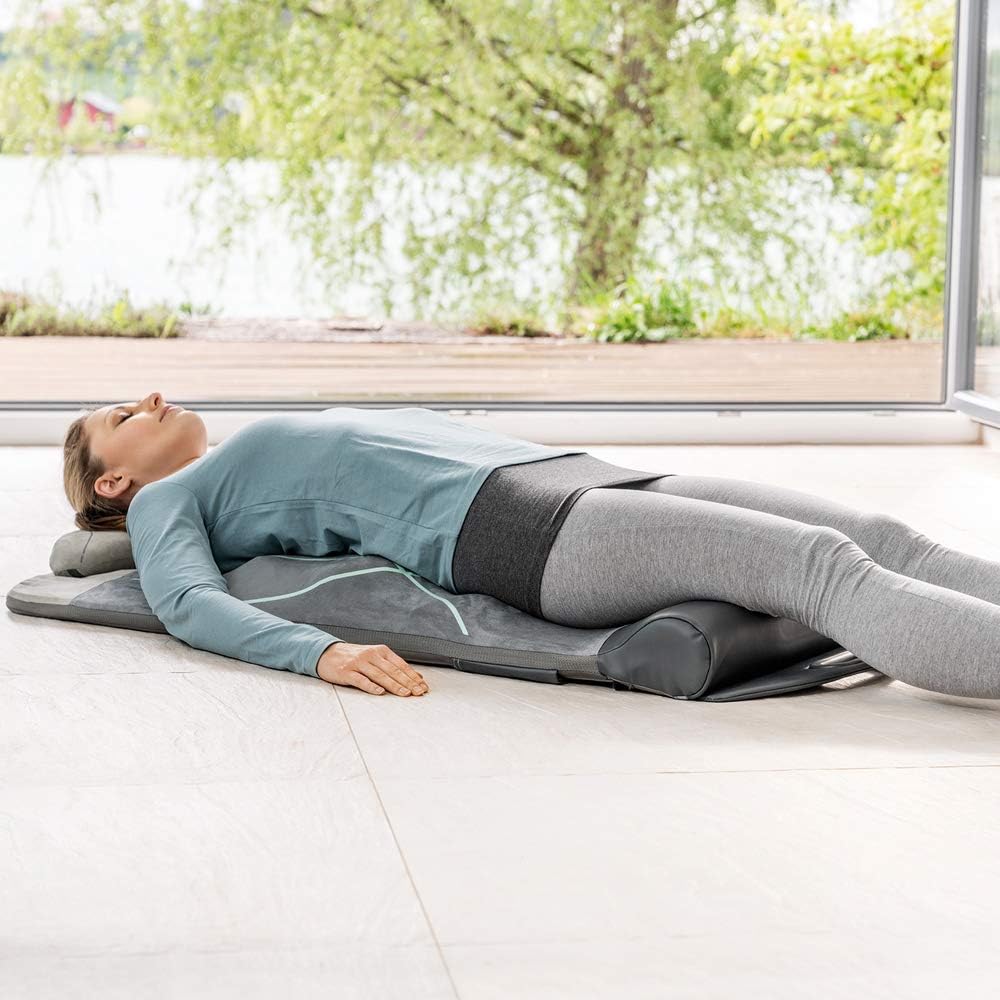Beurer MG 280 yoga- en stretchmat, voor het rekken van spieren en ontspanning, massagemat voor nek, schouders en rug, opvouwbaar, 1 stuk (1-pack), grijs