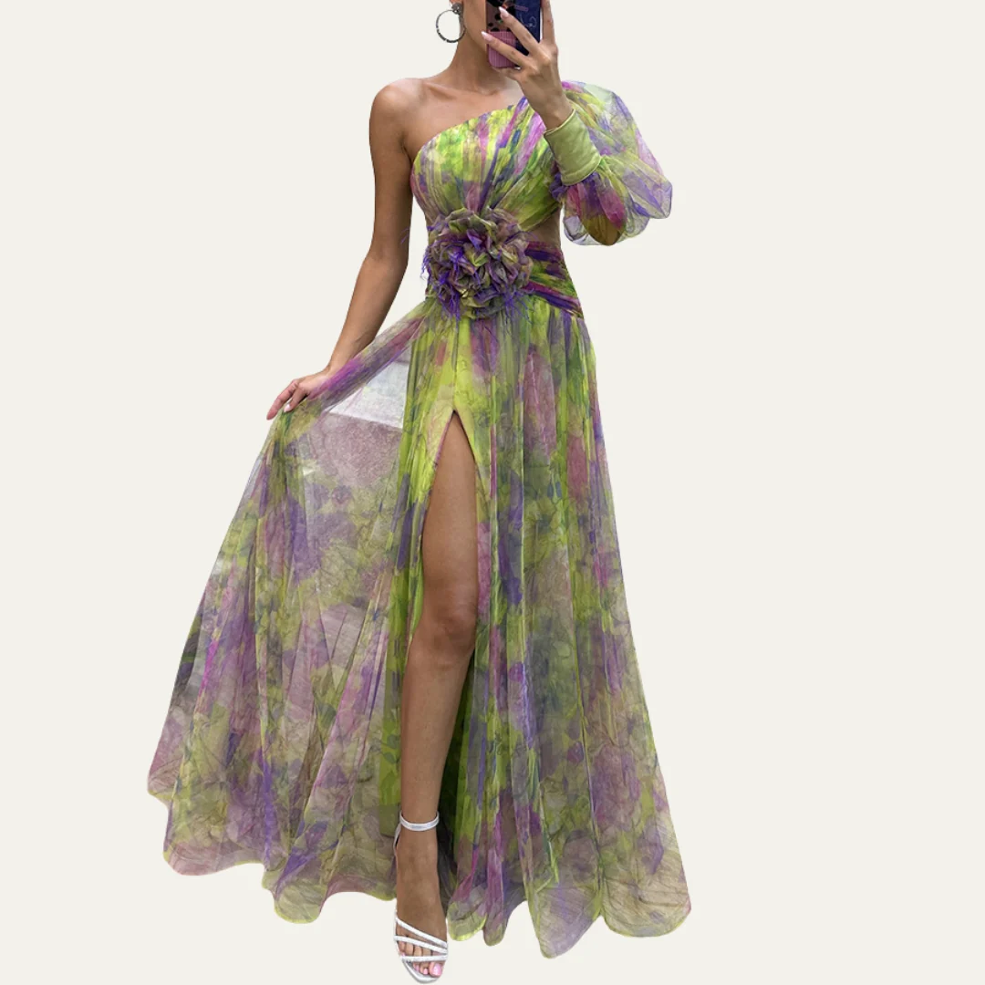 Schulterfreies Maxikleid f��r Hochzeitsg?ste