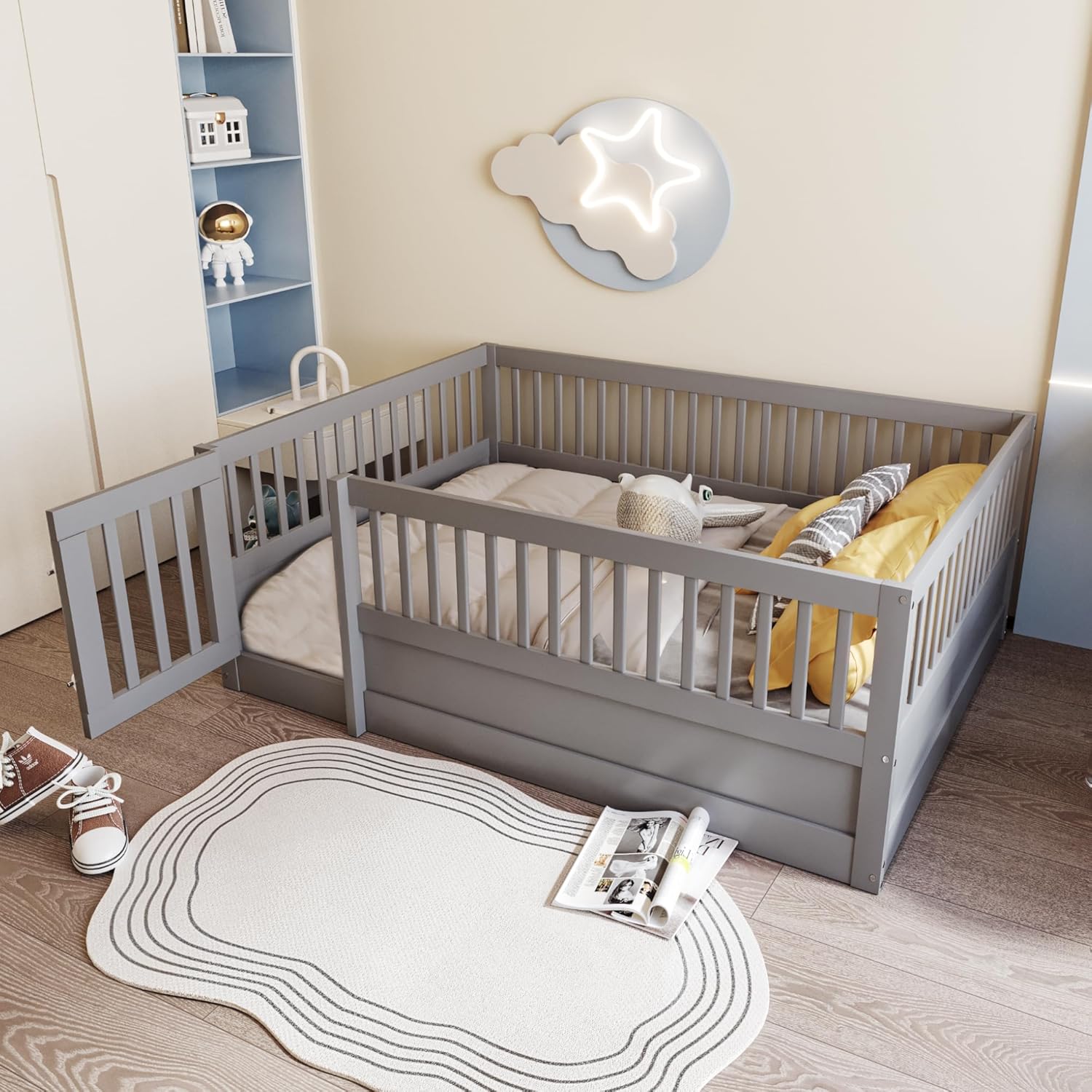 Bodenbett 140x200 cm, Montessori-Kinderbett, Holz Bettgestell mit Gitter und Tür inkl. Rausfallschutz Zaun, Gitterbett, Jugendbett für Jungen & Mädchen, Ohne Matratze(Grau)