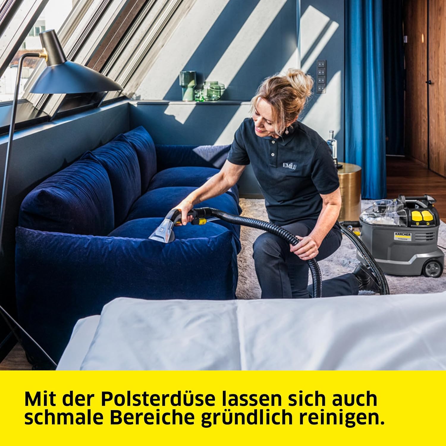Kärcher Waschsauger Puzzi 8/1, leistungsstark, für die Reinigung von Polstern, Fleckentfernung auf textilen Flächen, inkl. ergonomischer, kurzer Polsterdüse, Schwarz