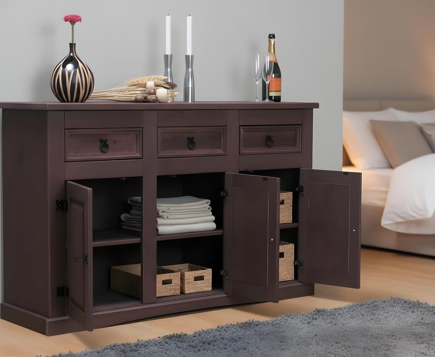 Hacienda-Look – Sideboard New Mexiko 3+3 Anrichte Buffet Schrank Kommode kolonial – 132x84x44 cm – 3 Schublade(n) – Massive Kiefer – Farbe Dunkelbraun – Hacienda-Stil – wärmender