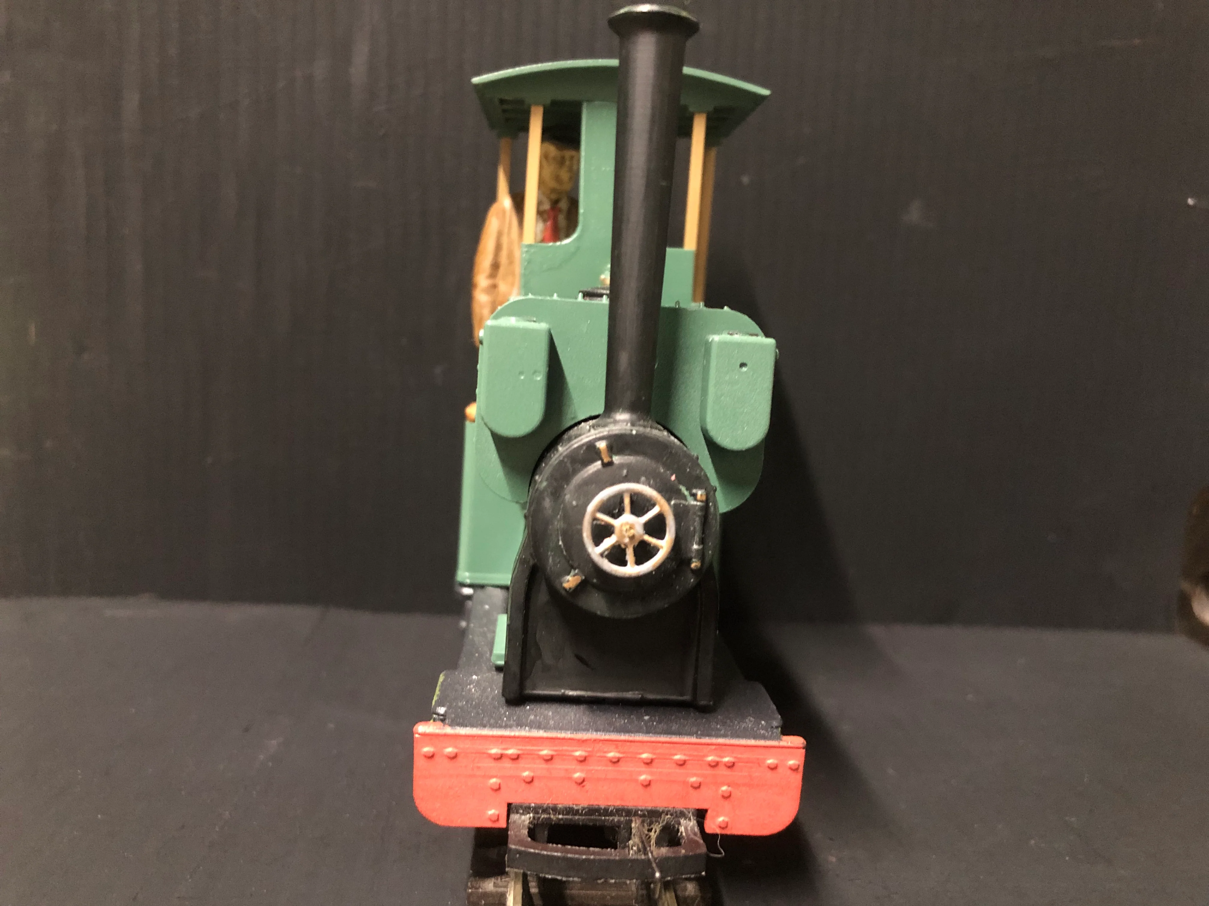 GN15 - Steam Loco - Pixie  - G-scale on 00 track using a Smokey Joe