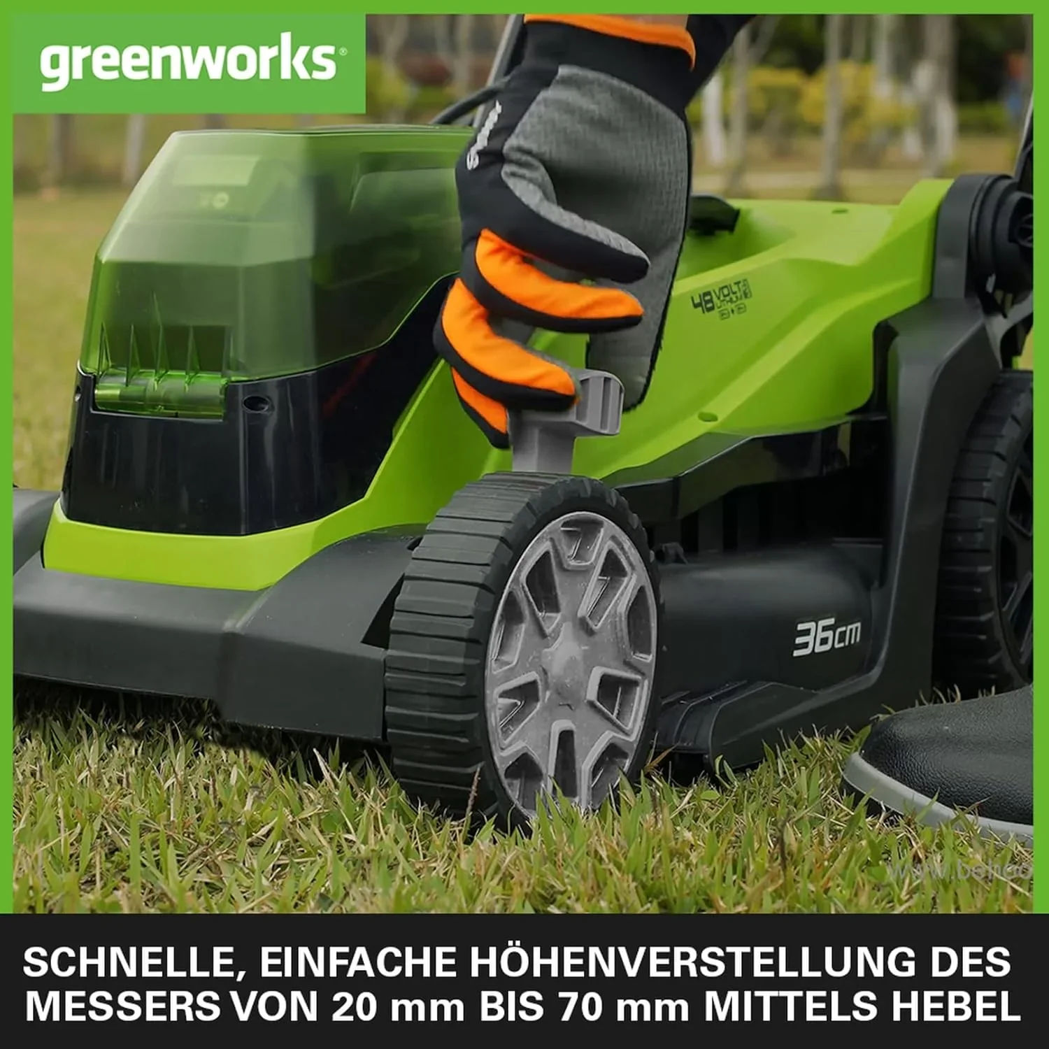 Greenworks 48V (2x24V) Selbstfahrender Akku Rasenmher f��r groe Flchen bis zu 480m, 46cm Schnittbreite, 55L Sack PLUS zwei 4Ah-Akkus und Doppelladegert GD24X2LM46SPK4X