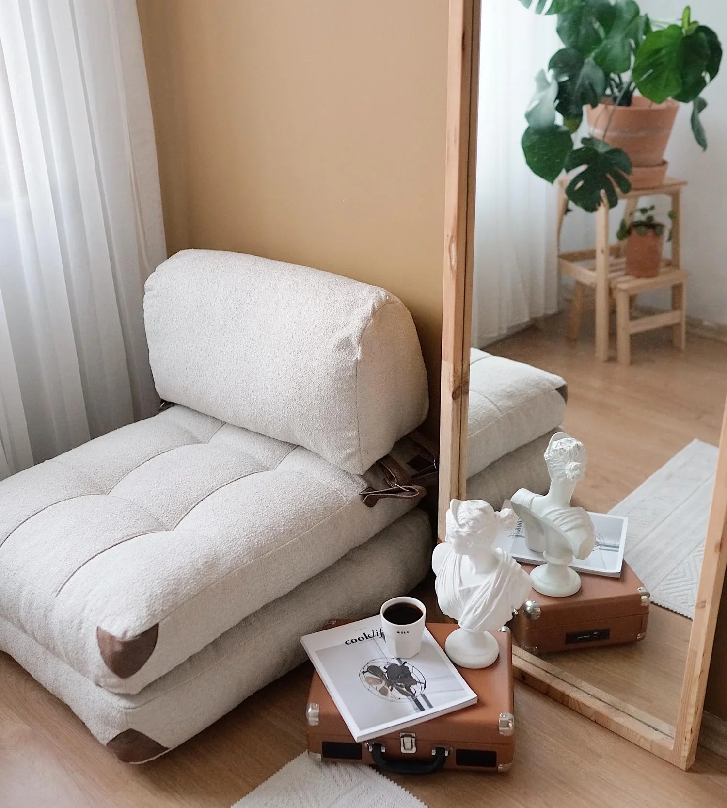 Fold Teddy Bettsofa - Sahne