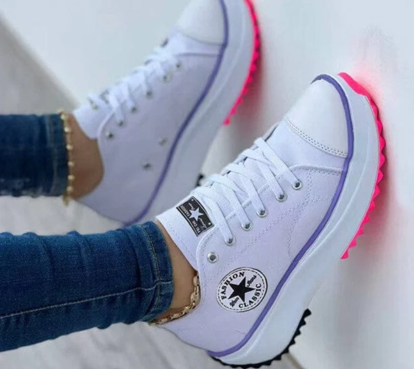Trendige Chunky-Sneaker f��r den Alltag