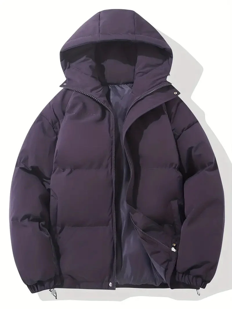Klassische warme Winterjacke mit Kapuze
