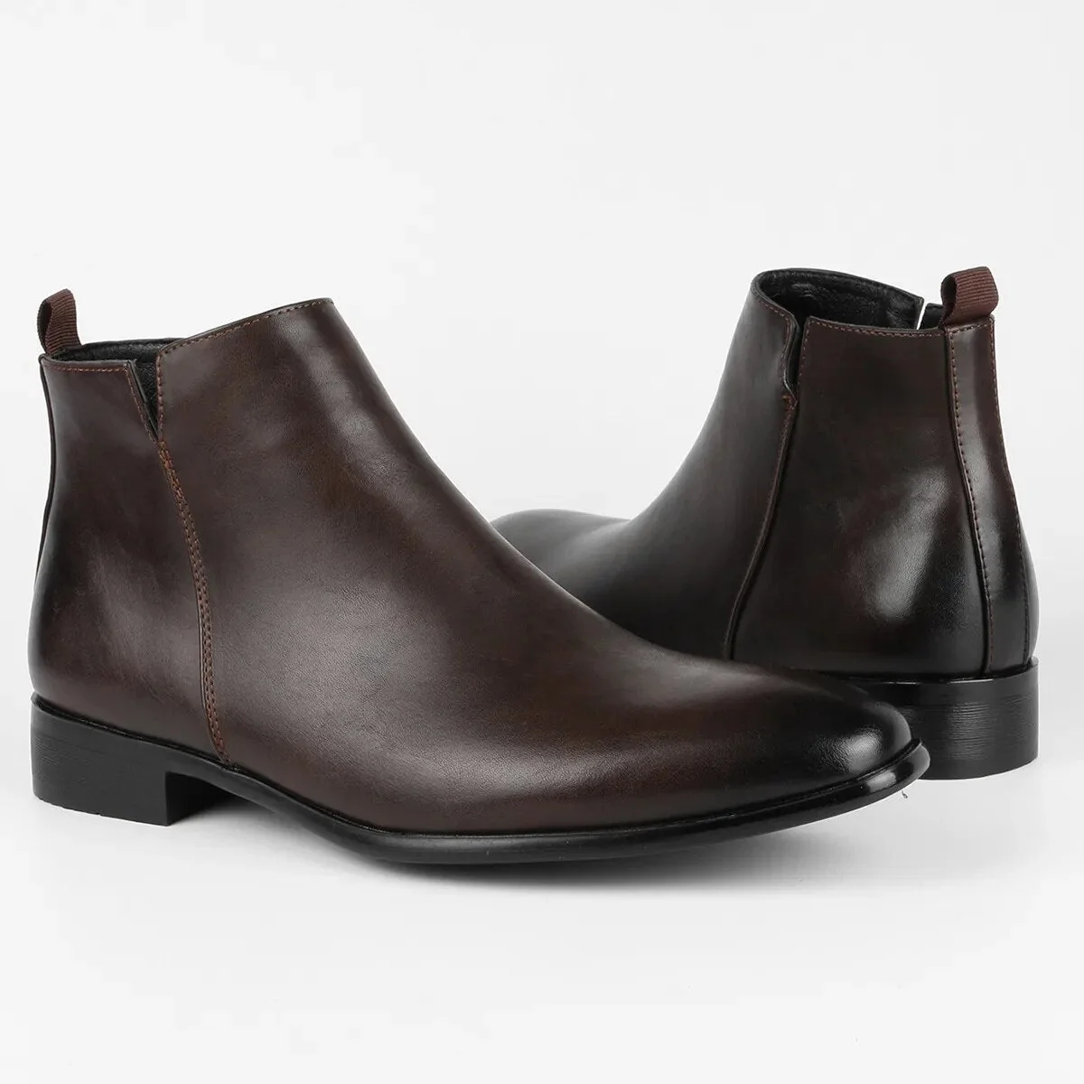 Klassische handgefertigte Chelsea-Stiefel aus Leder f��r Herren