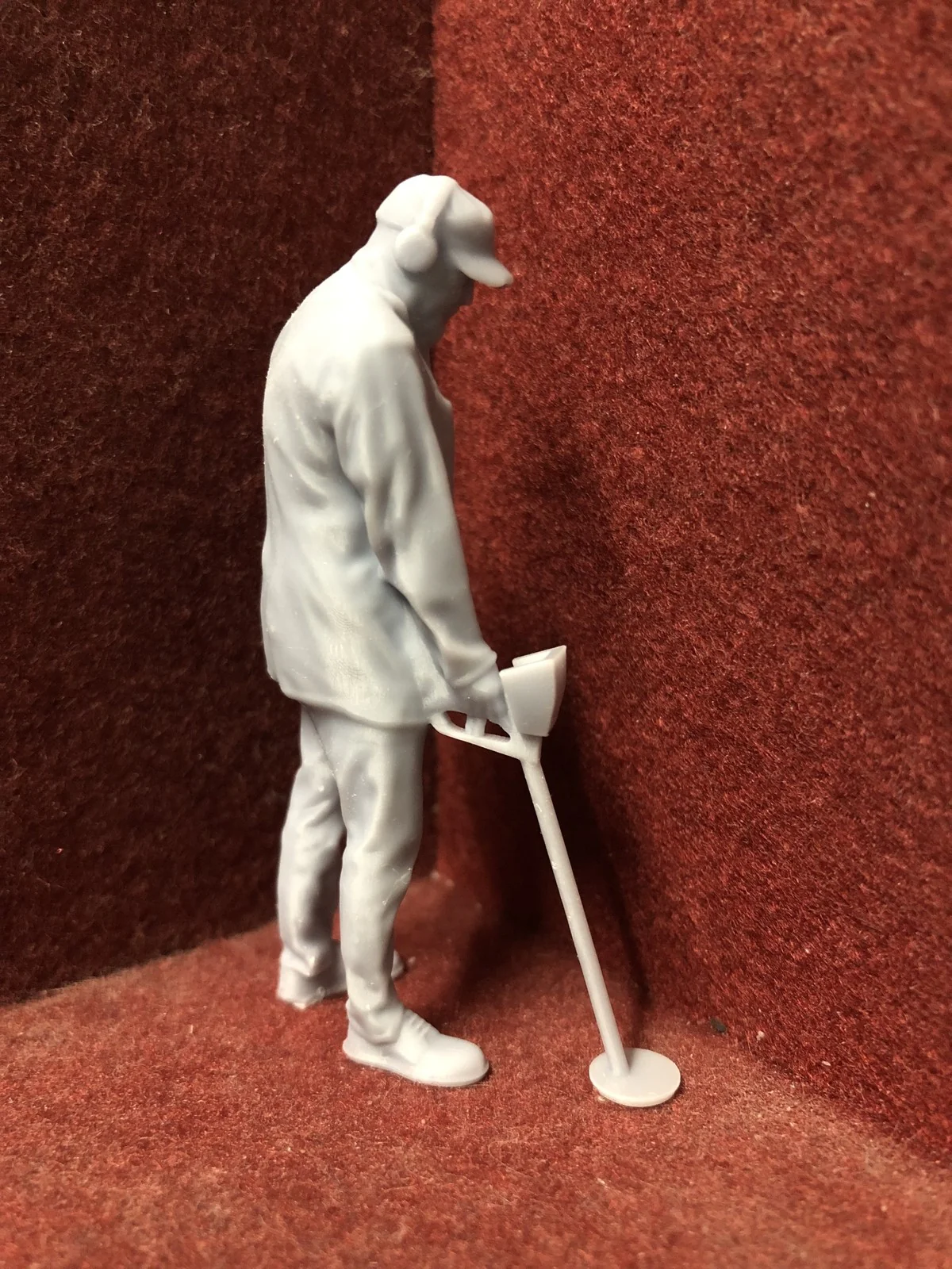 G-Scale Metal Detectorist figure - 3D scan of a real person - MD260 (also GN15)