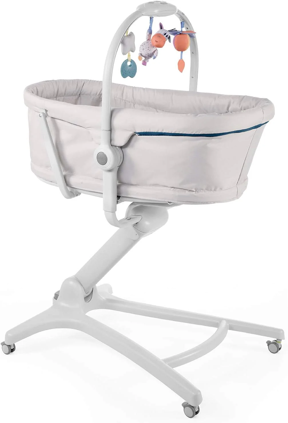 Chicco Baby Hug 4-in-1 wieg vanaf 0 maanden, verhoogde babylounger, babybed, kinderstoel met speelboog, tot 15 kg, verstelbare rugleuning, verstelbare hoogte en 4 wielen
