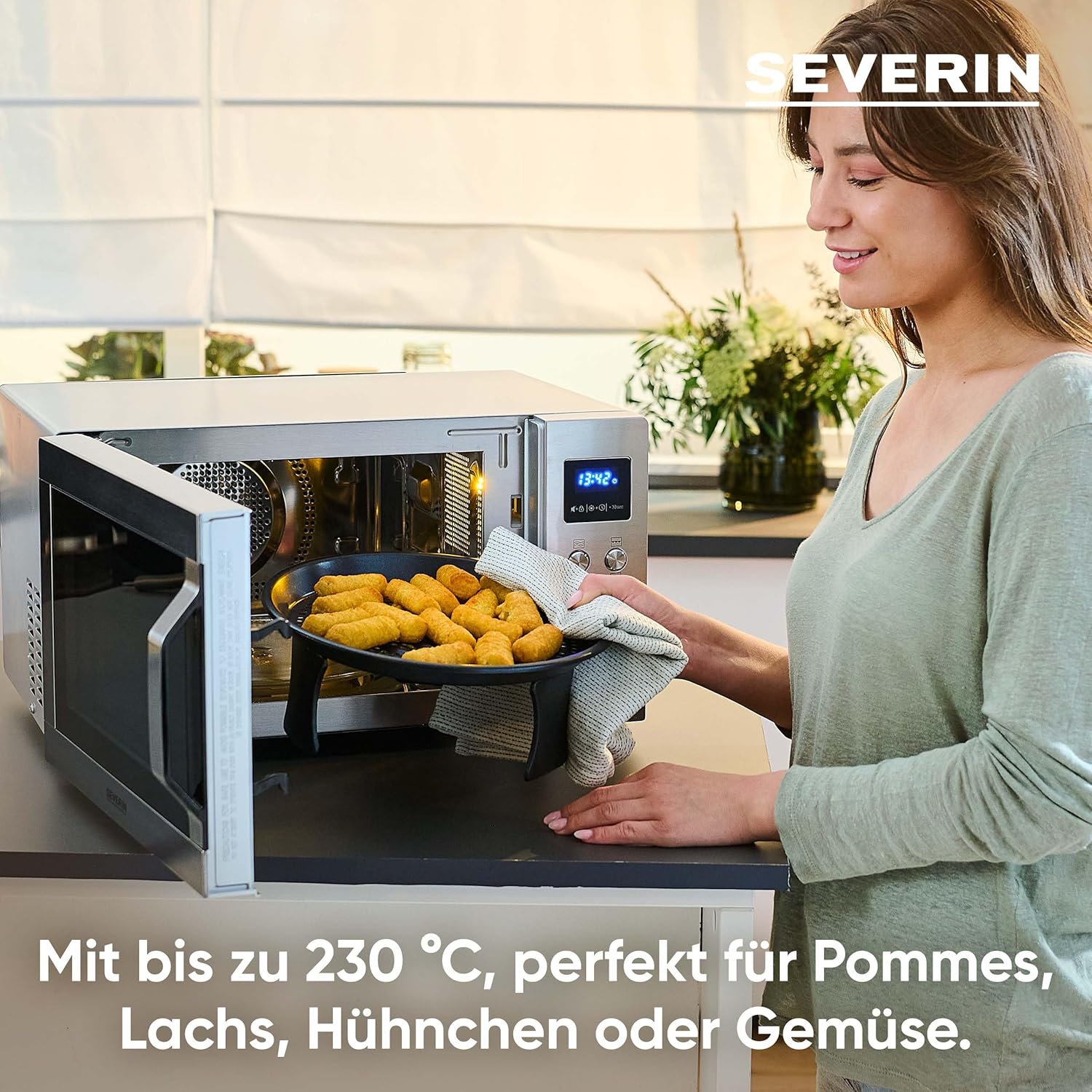 SEVERIN Mikrowelle mit Grill und Heißluftfunktion 3-in-1, zum Auftauen, Garen und Erhitzen, Mikrowelle mit Drehteller, Edelstahl-gebürstet/silber, MW 7774