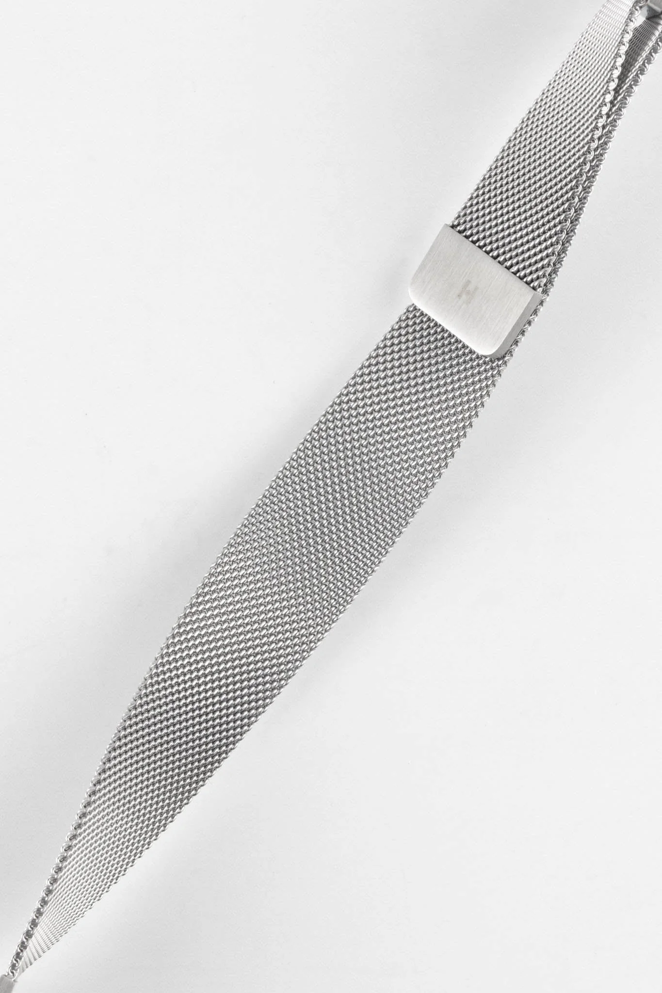 Hirsch MILANAISE Mesh Watch Band in SILVER