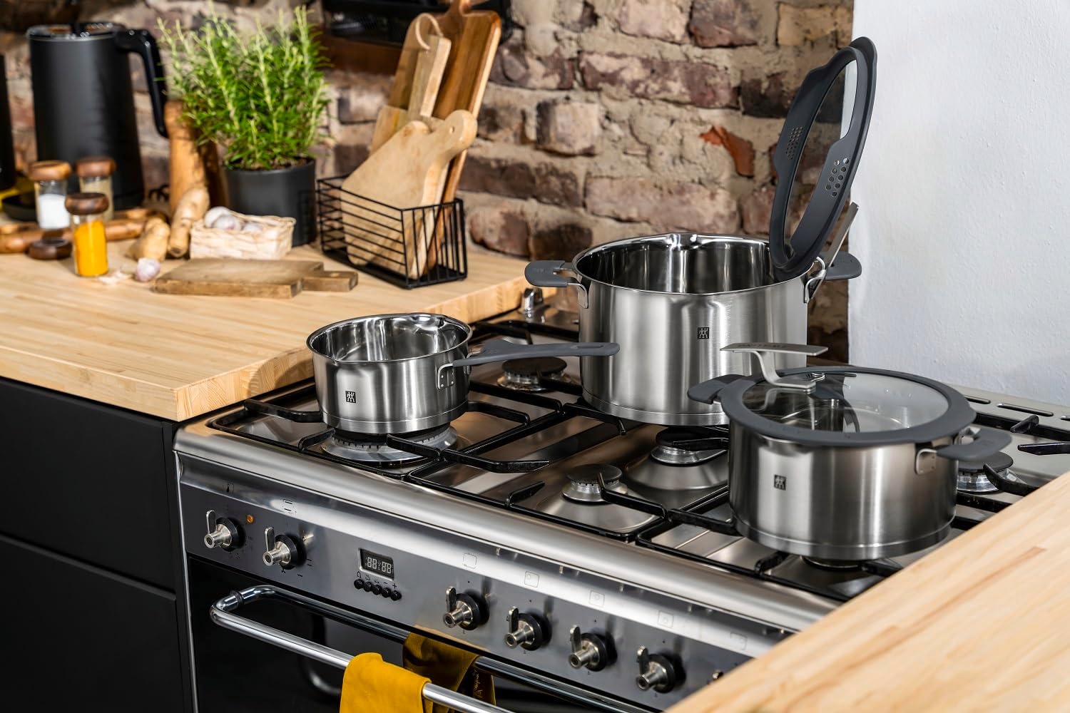 ZWILLING Simplify Kochtopf-Set 5-teilig, Mit Ausgießfunktion, Stay-Cool-Griffe, Induktionsgeeignet, Edelstahl, Silber