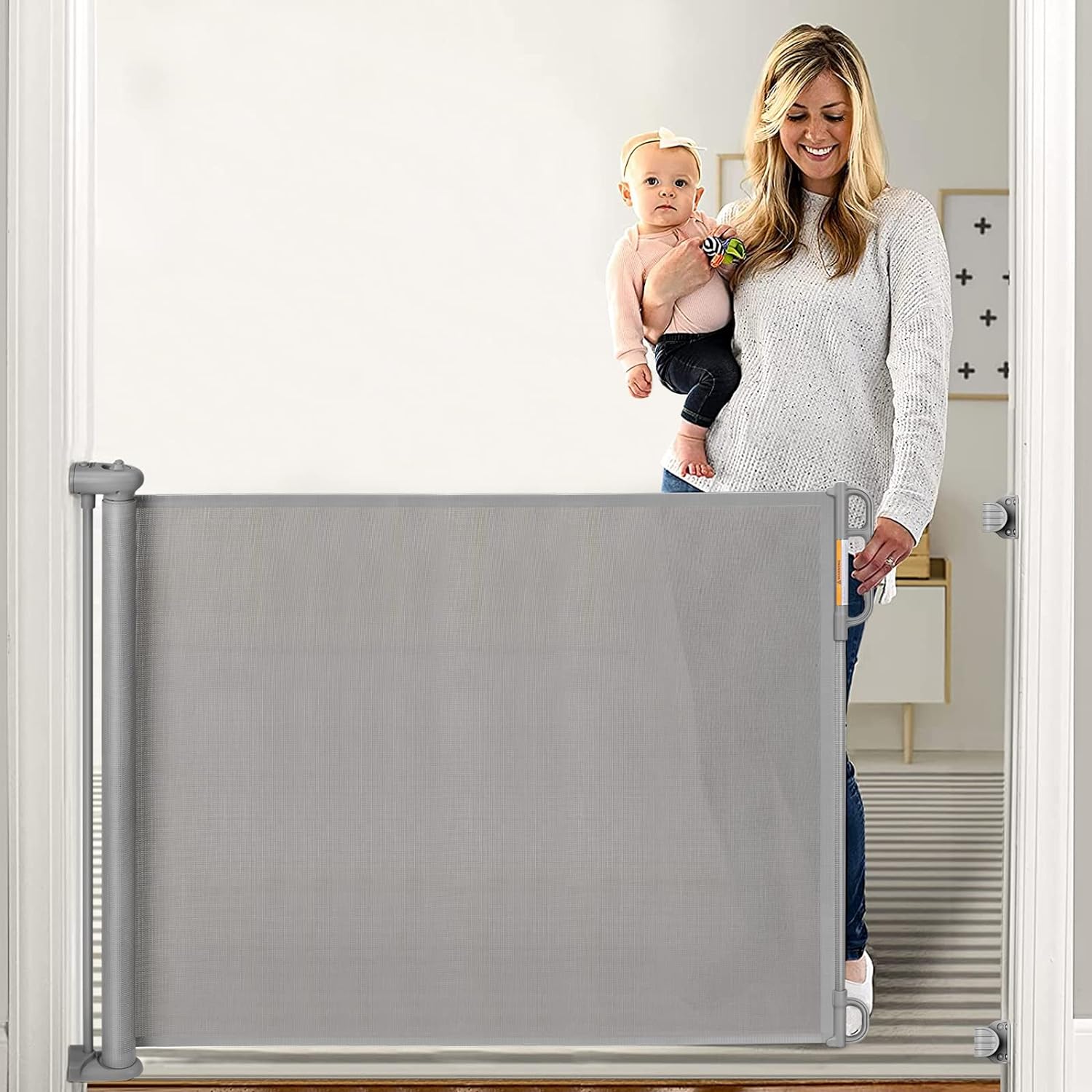 Momcozy Treppenschutzgitter Ausziehbare für Babys (Aktualisiert), 0-140 cm, 83 cm Hoch Baby Absperrgitter Treppenschutzrollo, Einhndig Bedienbar, Geeignet für Treppen/Türen/Innen & Auen, Grau
