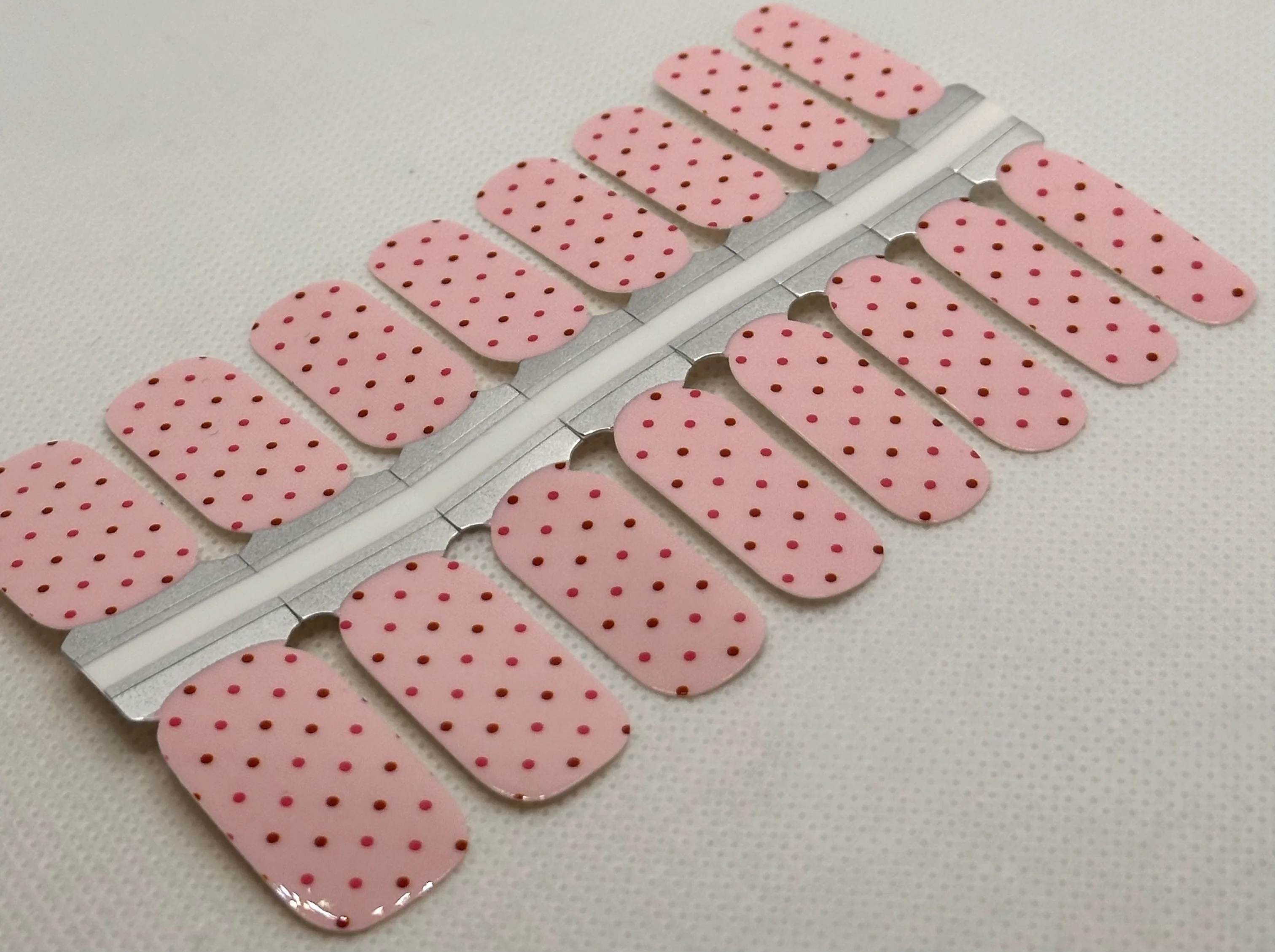 Romantic Dots