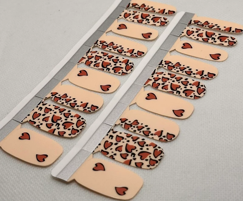 Leo Hearts