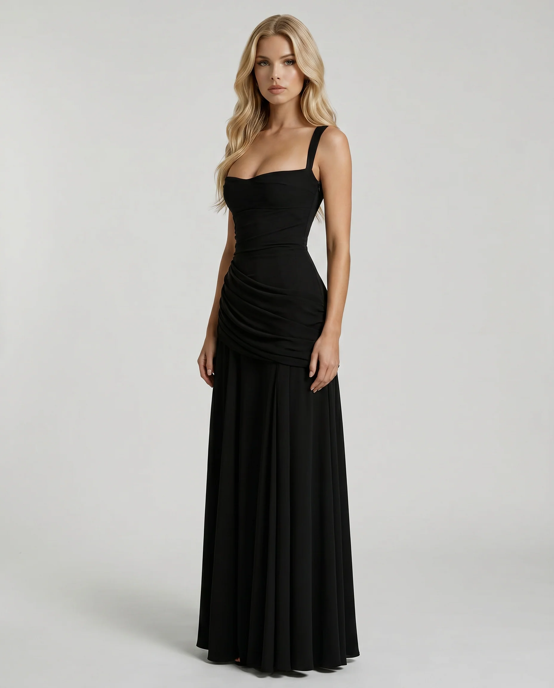Maxikleid mit Raffung und schmalen Tr?gern | Festliches Abendkleid mit asymmetrischem Faltenwurf und ausgestelltem Rock