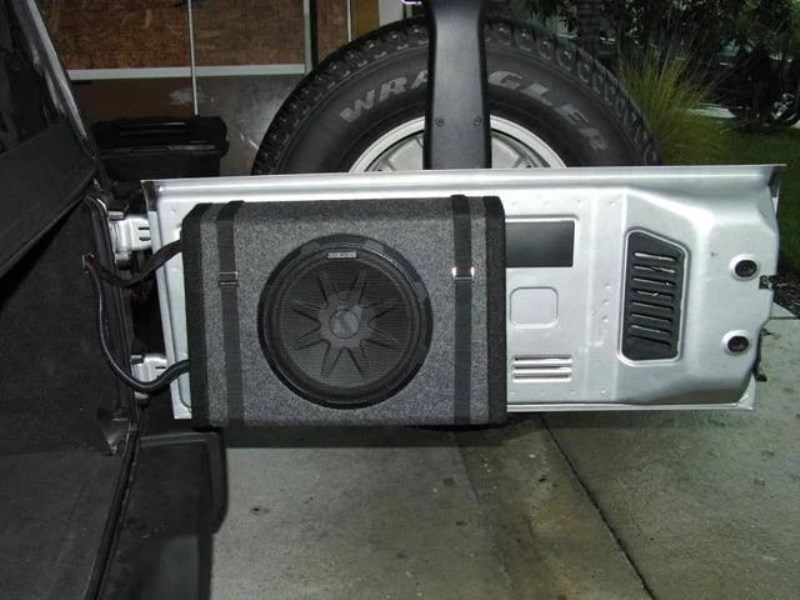 Kicker PT250 10 Subwoofer with Built-in 100W Amplifier