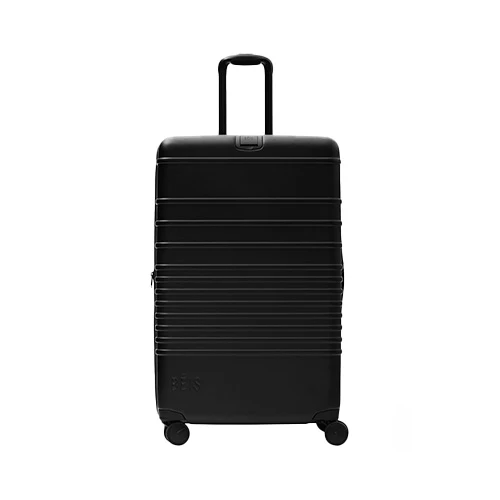 De Large Check-In Roller in All Black