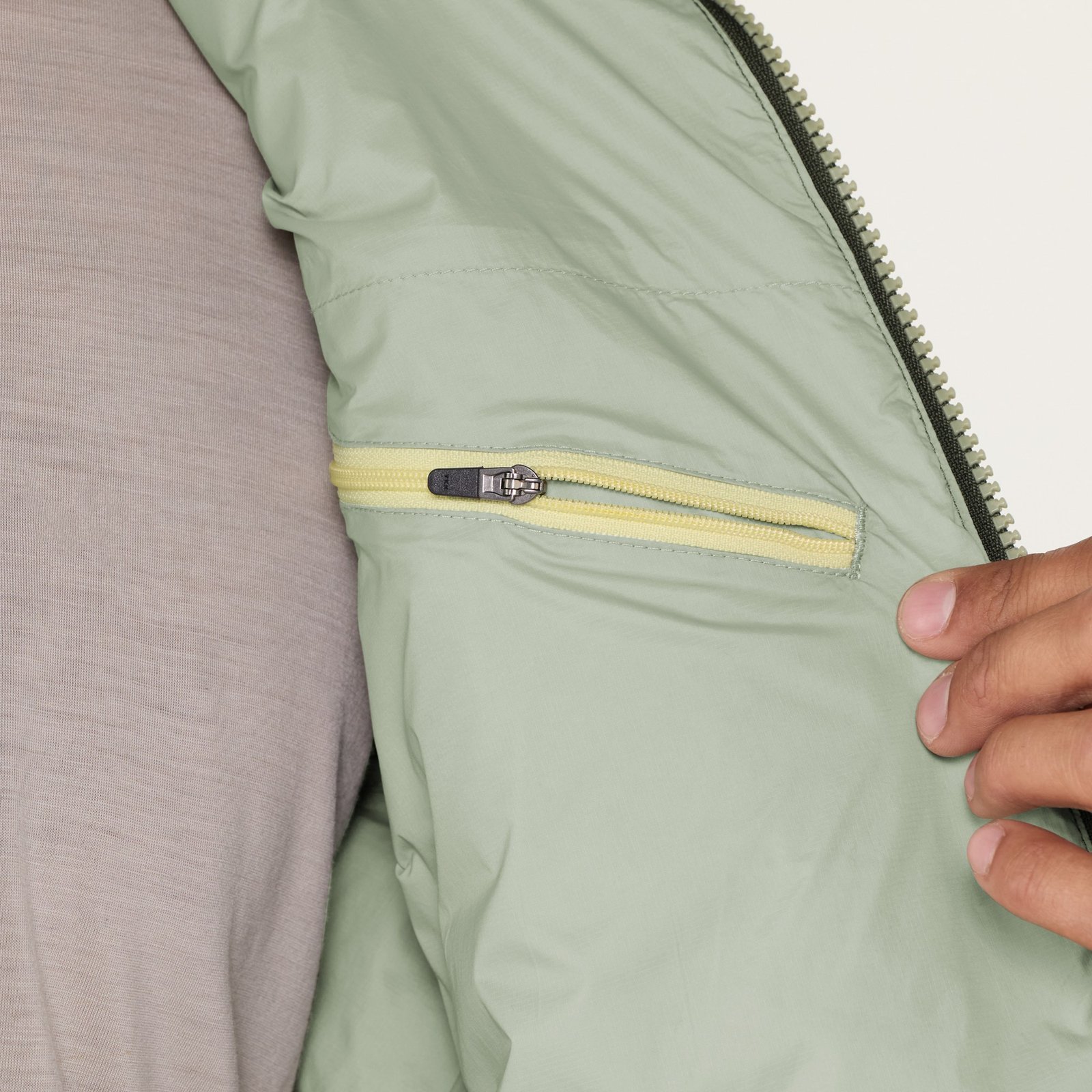 Stio Men’s Hometown Down Hooded Jacket