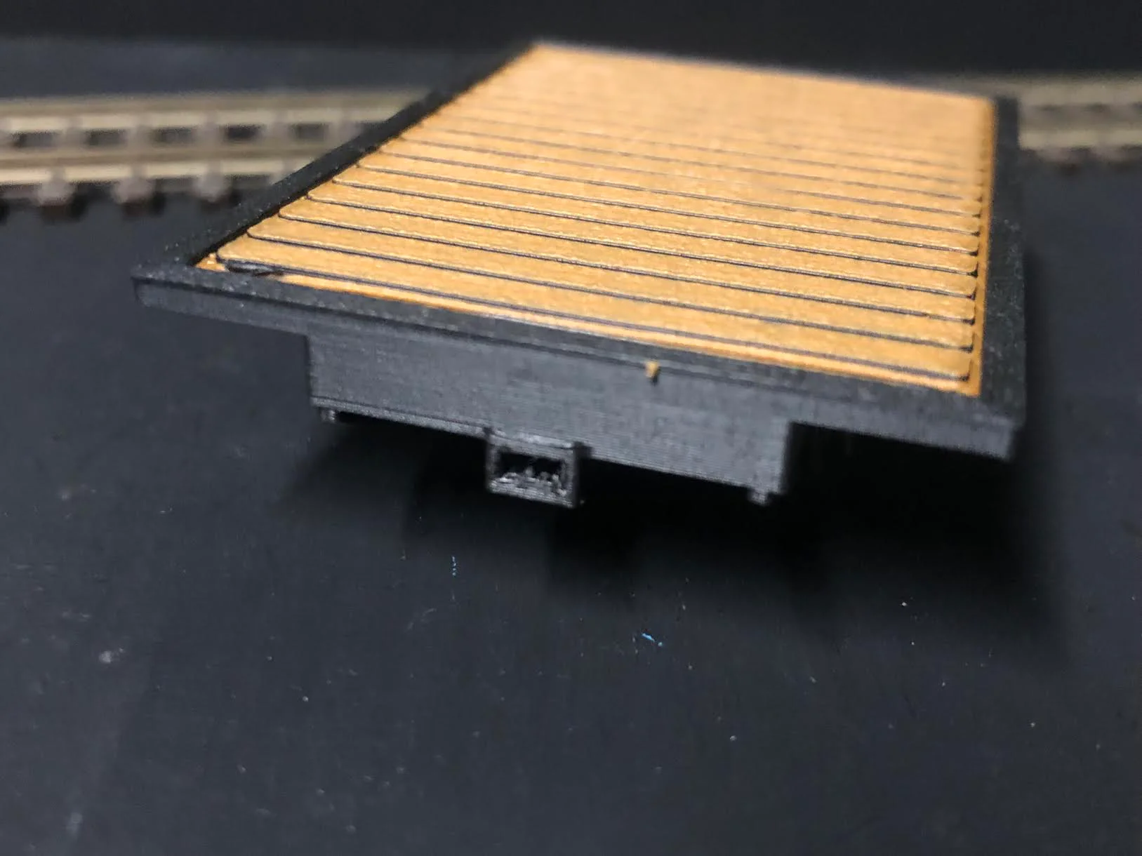 O-16.5 / NG7 flat bed Wagon Kit Pre-Coloured, POM Wheels Included - EZ-PZ Range